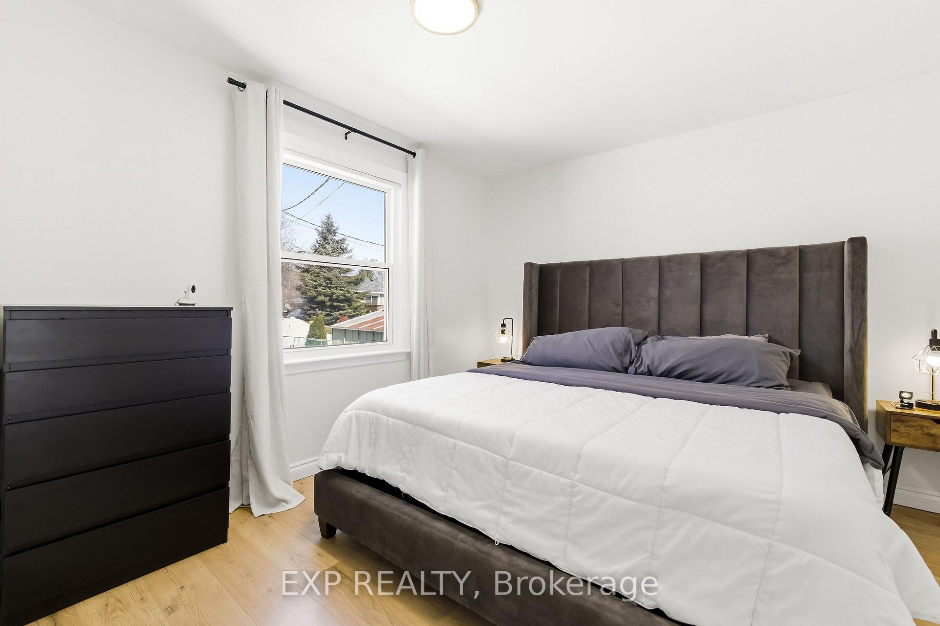 Photo 22 of 198 Shelbourne Street, Peterborough, Northcrest Ward 5 — HOMEH