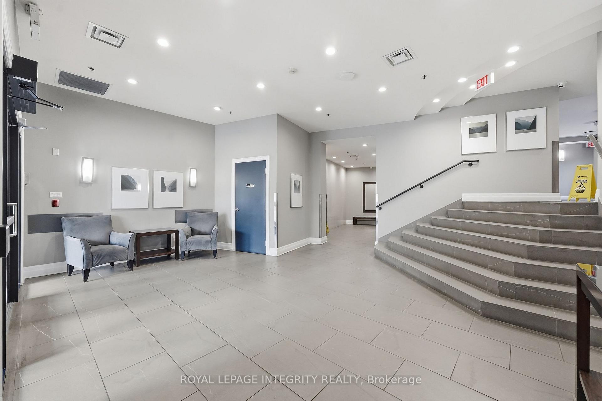 Photo 3 of Unit 802, 420 Berkley Avenue, Ottawa, Westboro West — HOMEH