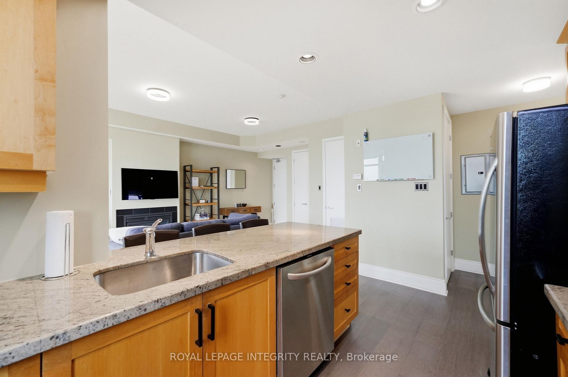 Photo 11 of Unit 802, 420 Berkley Avenue, Ottawa, Westboro West — HOMEH