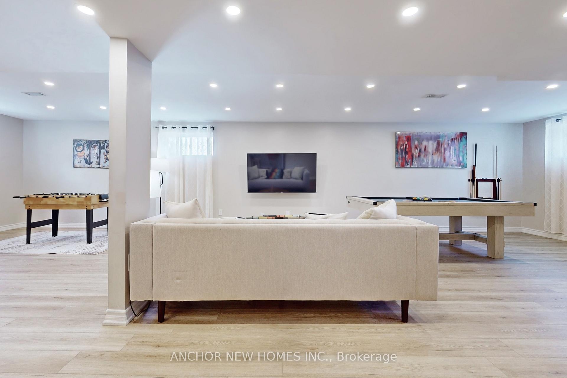 Photo 9 of 80 Moores Beach Road, Georgina, Pefferlaw — HOMEH