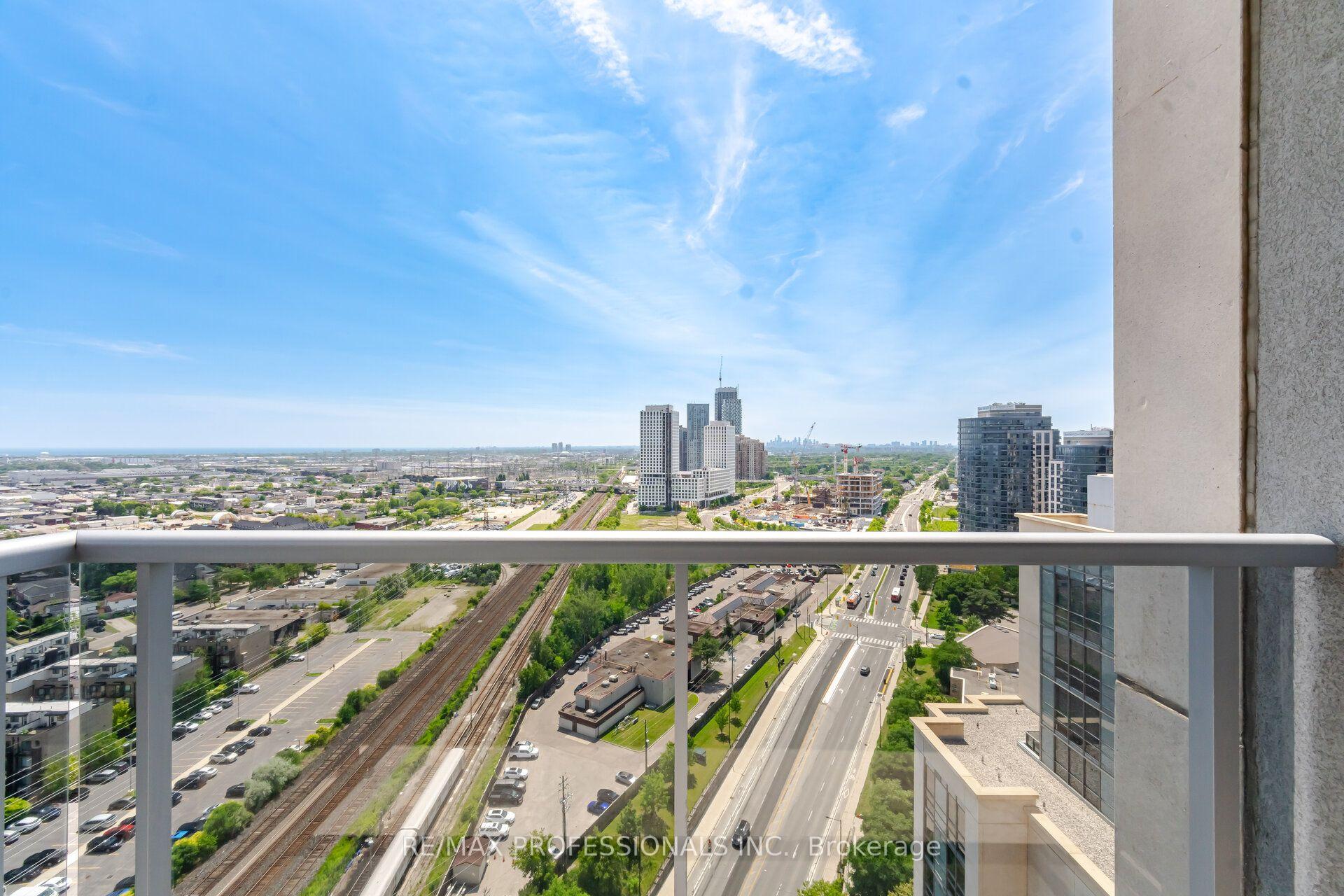 Photo 15 of Unit 2407, 3 Michael Power Place, Etobicoke, Islington-City Centre West — HOMEH