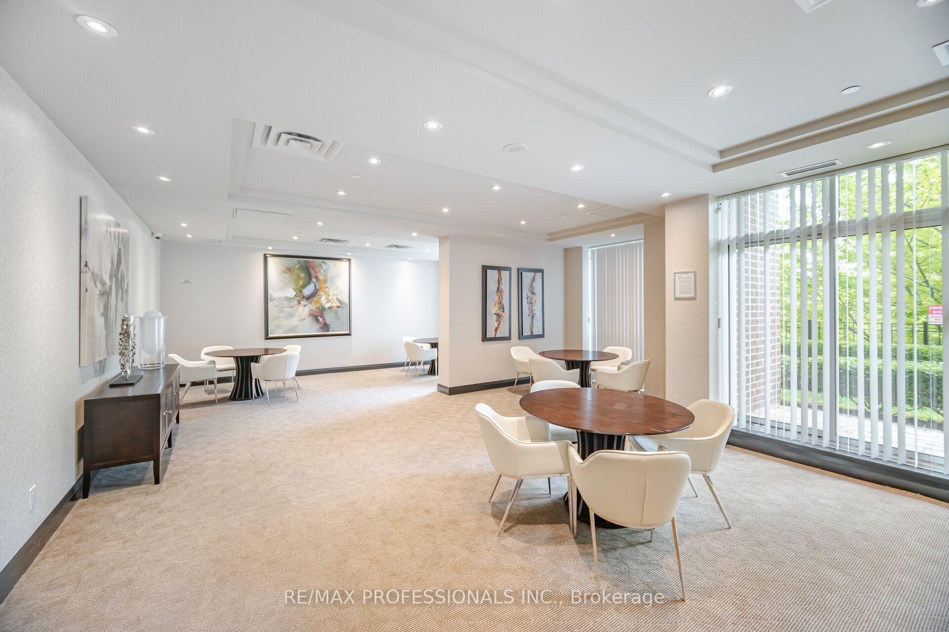 Photo 31 of Unit 2407, 3 Michael Power Place, Etobicoke, Islington-City Centre West — HOMEH