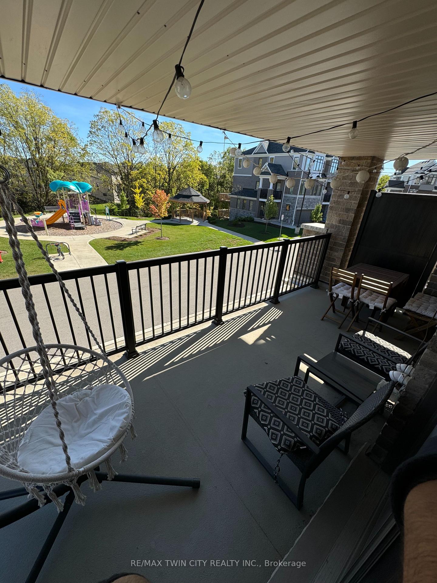 Photo 40 of 45 Bank Swallow Crescent, Kitchener, Doon South — HOMEH
