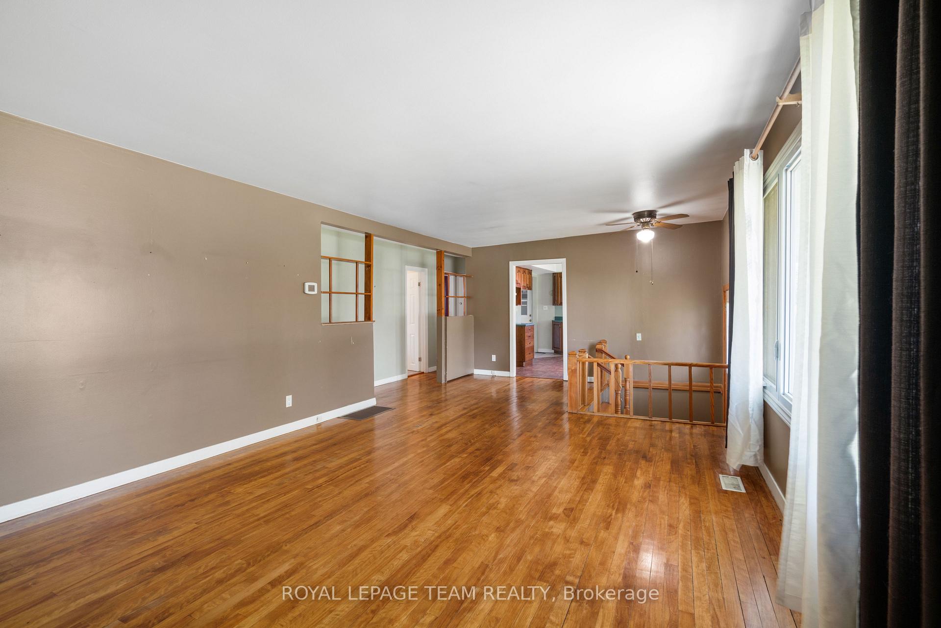 Photo 9 of 12029 Main Street, North Dundas, North Dundas (Winchester) Twp — HOMEH