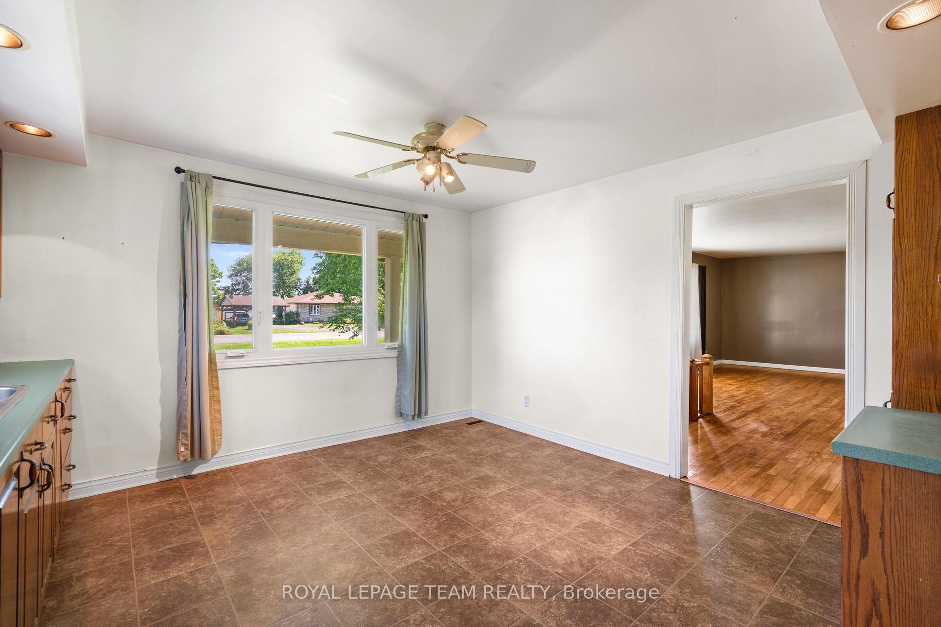 Photo 13 of 12029 Main Street, North Dundas, North Dundas (Winchester) Twp — HOMEH