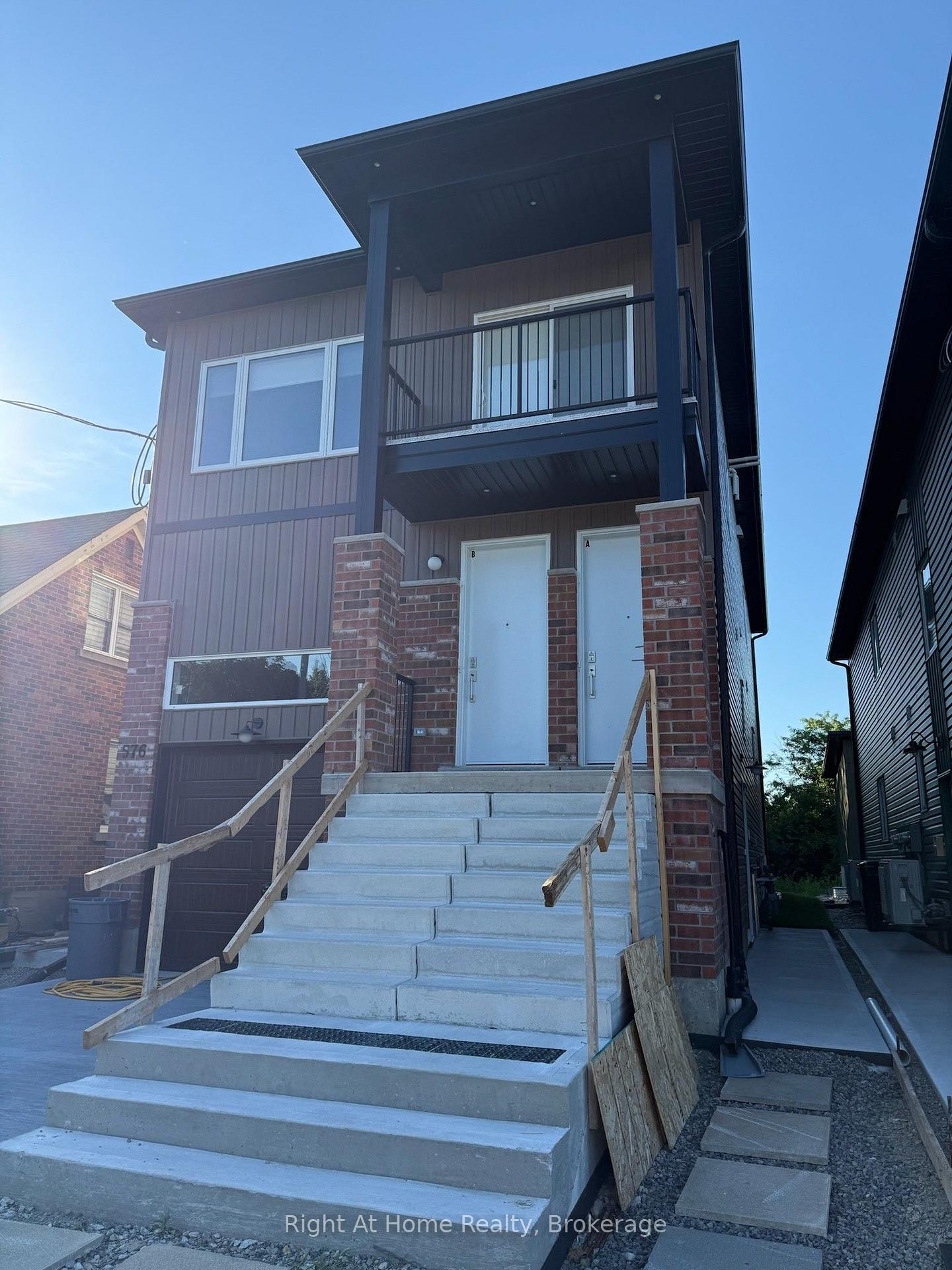 Photo 1 of 576B Guelph Street, Kitchener, Uptown Waterloo/North Ward — HOMEH