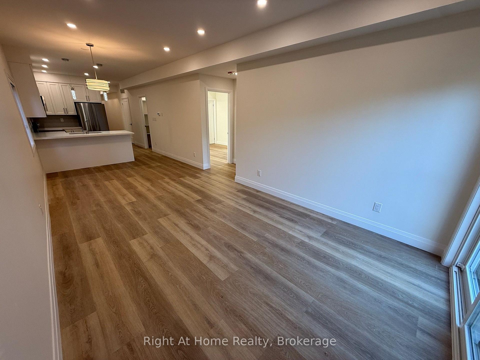 Photo 6 of 576B Guelph Street, Kitchener, Uptown Waterloo/North Ward — HOMEH