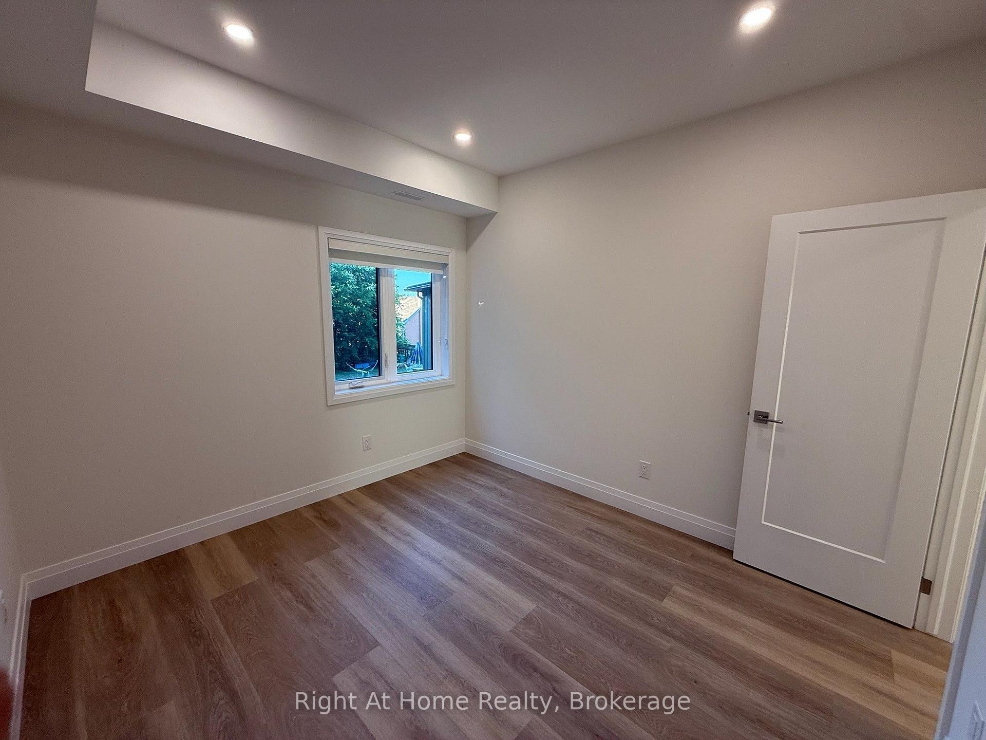 Photo 11 of 576B Guelph Street, Kitchener, Uptown Waterloo/North Ward — HOMEH
