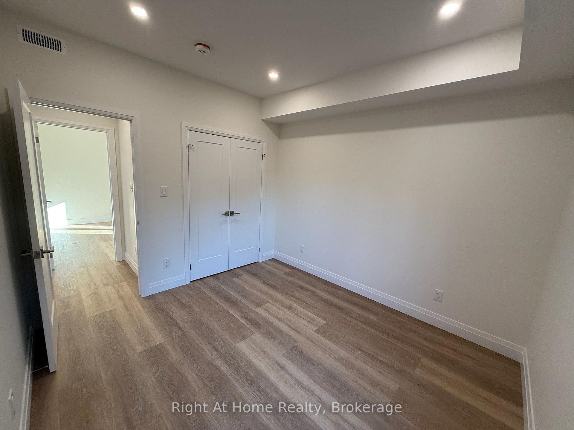 Photo 16 of 576B Guelph Street, Kitchener, Uptown Waterloo/North Ward — HOMEH