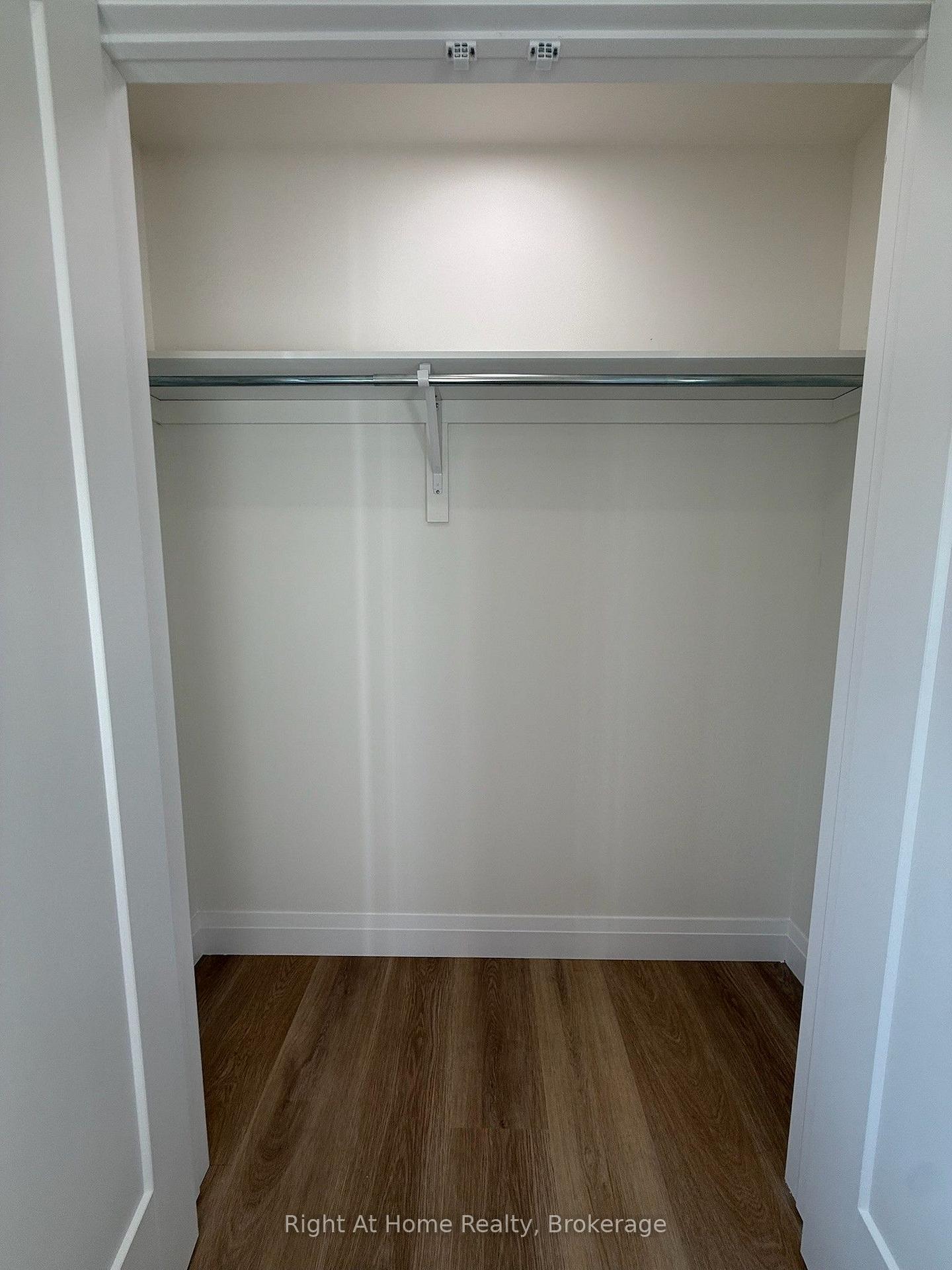 Photo 21 of 576B Guelph Street, Kitchener, Uptown Waterloo/North Ward — HOMEH