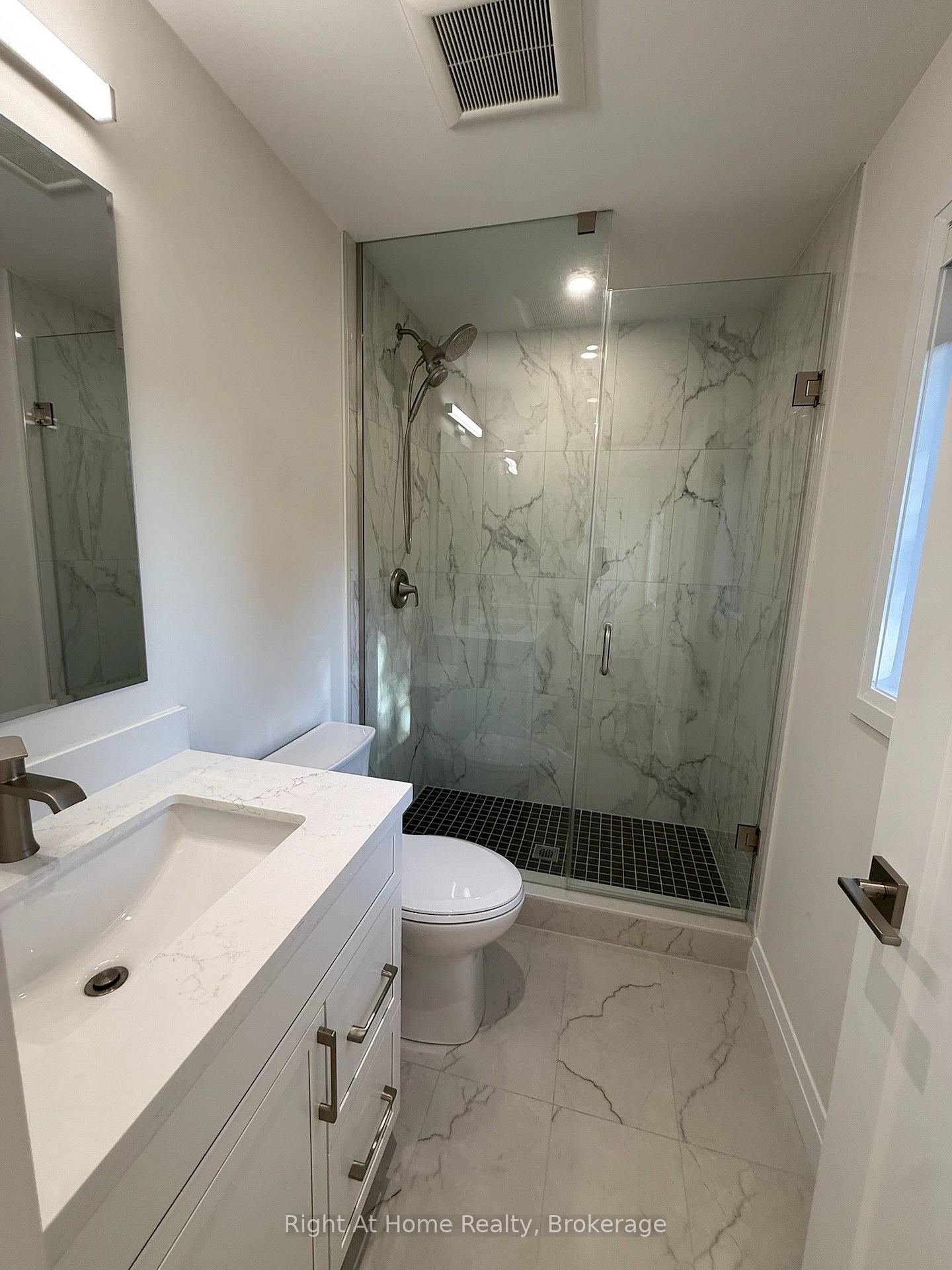 Photo 22 of 576B Guelph Street, Kitchener, Uptown Waterloo/North Ward — HOMEH