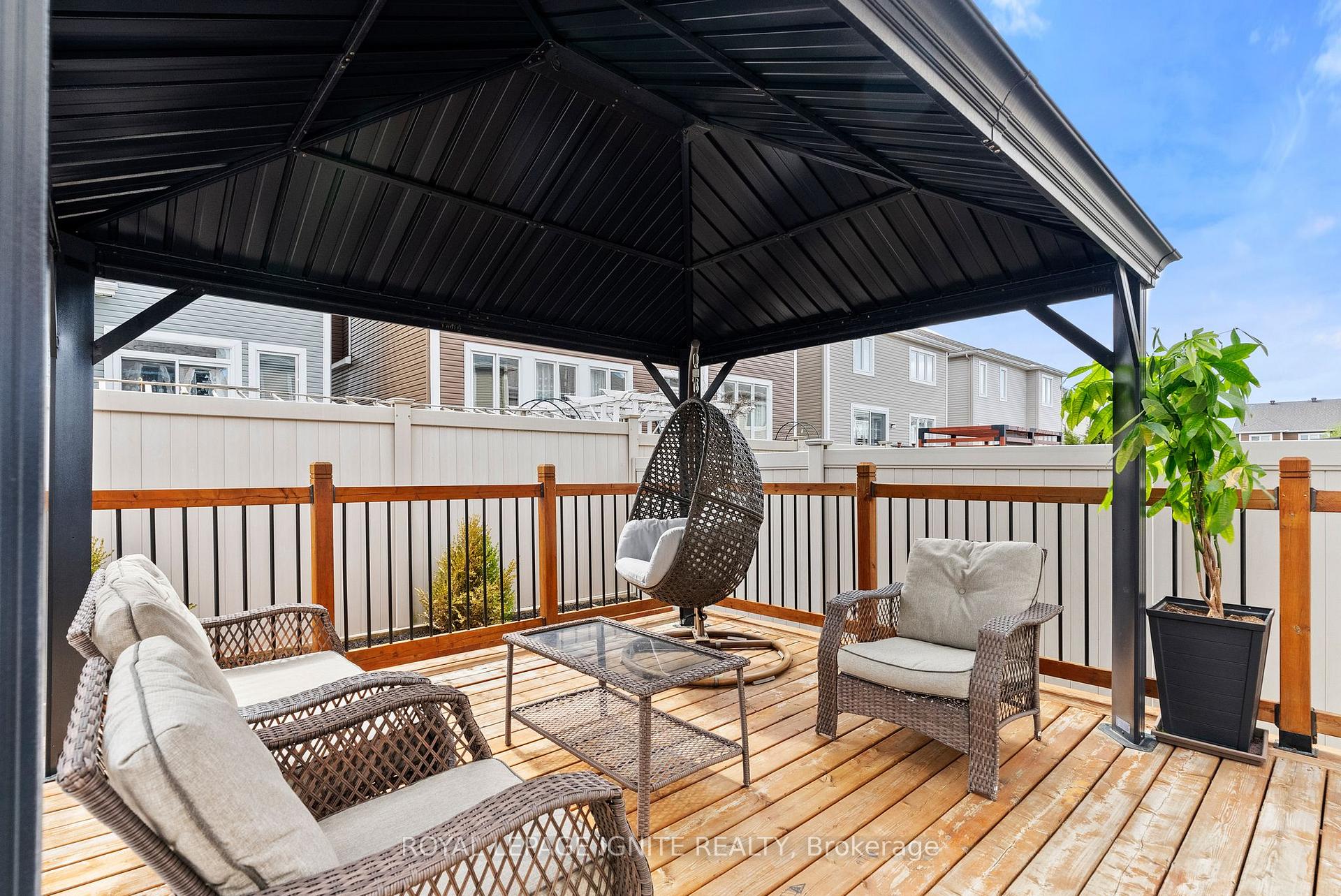 Photo 40 of 96 Damselfly Way, Ottawa, Barrhaven - Half Moon Bay — HOMEH