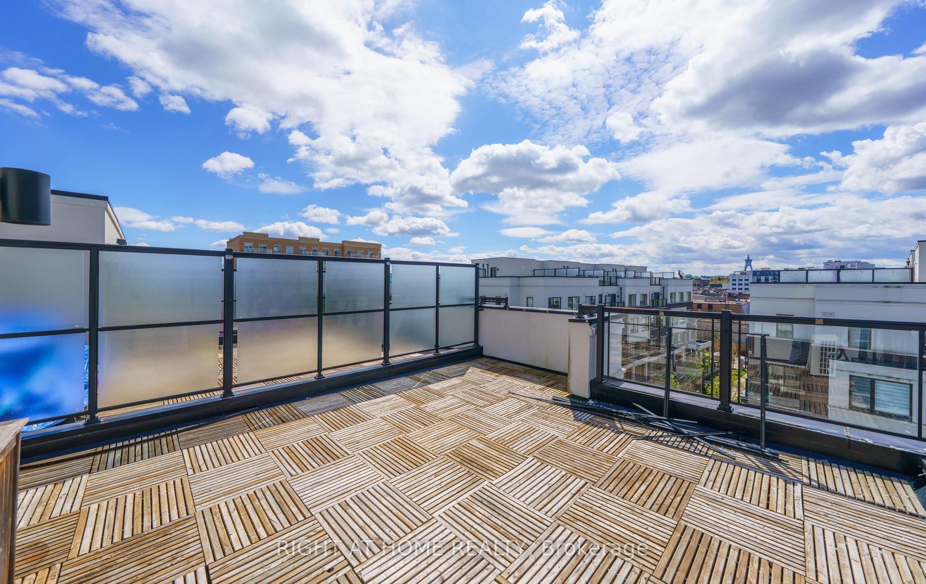 Photo 18 of Unit 34, 200 Alex Gardner Circle, Aurora, Aurora Heights — HOMEH