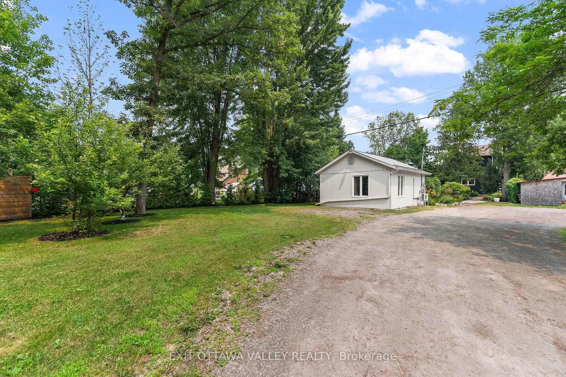 Photo 53 of 502B Macgregor Bay Trail, Petawawa, Petawawa — HOMEH