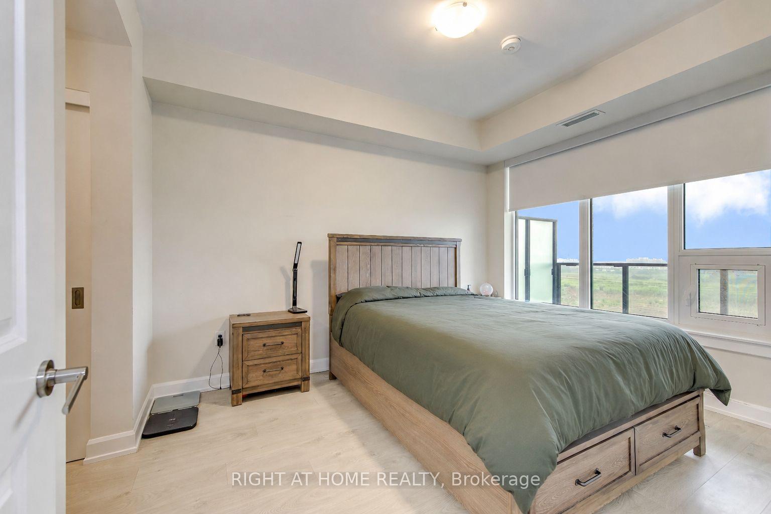 Photo 12 of Unit 521, 3200 William Coltson Avenue, Oakville, Joshua Meadows — HOMEH