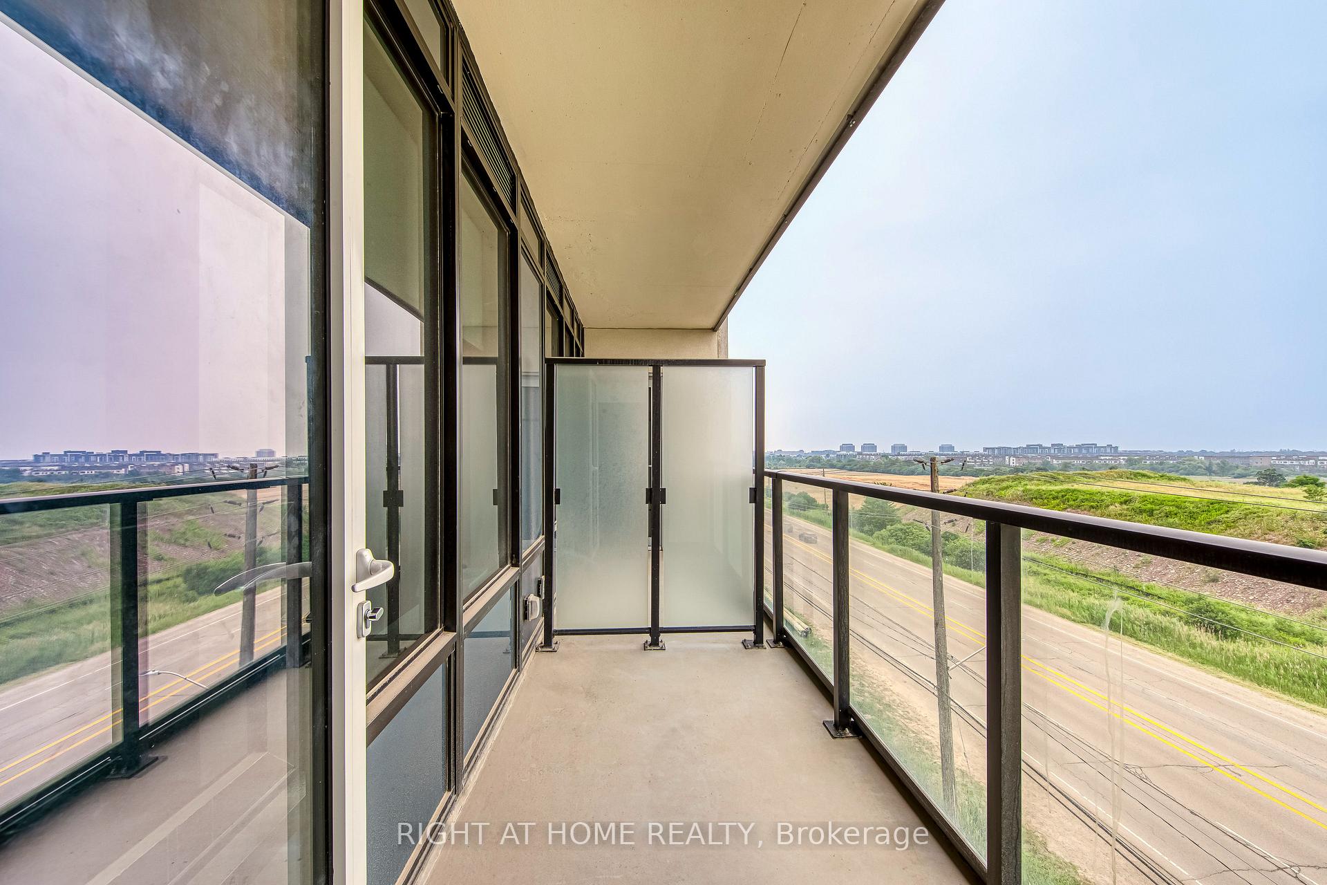 Photo 18 of Unit 521, 3200 William Coltson Avenue, Oakville, Joshua Meadows — HOMEH