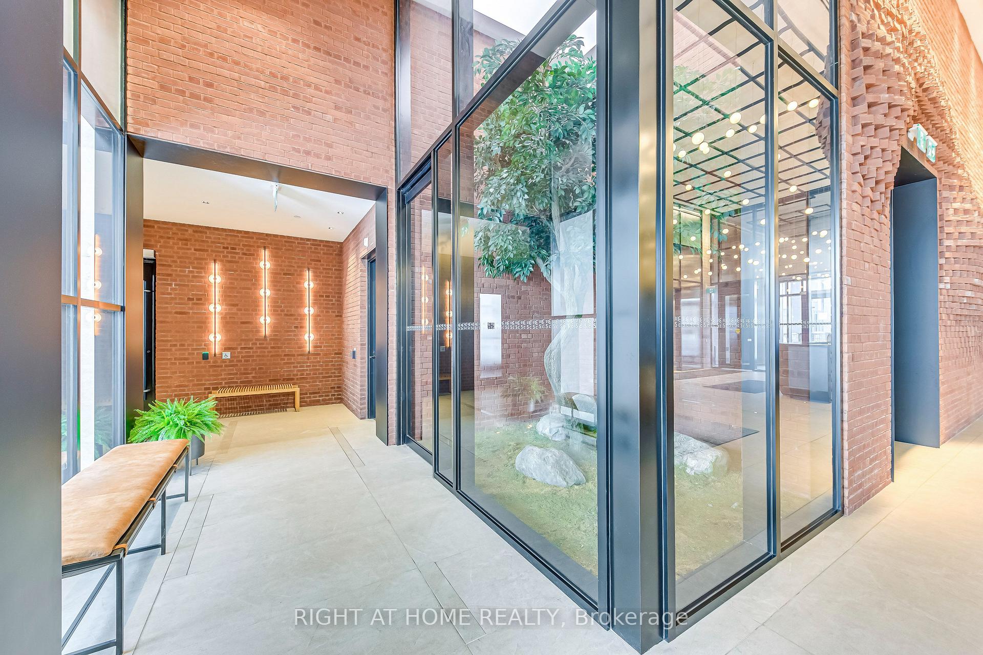 Photo 24 of Unit 521, 3200 William Coltson Avenue, Oakville, Joshua Meadows — HOMEH
