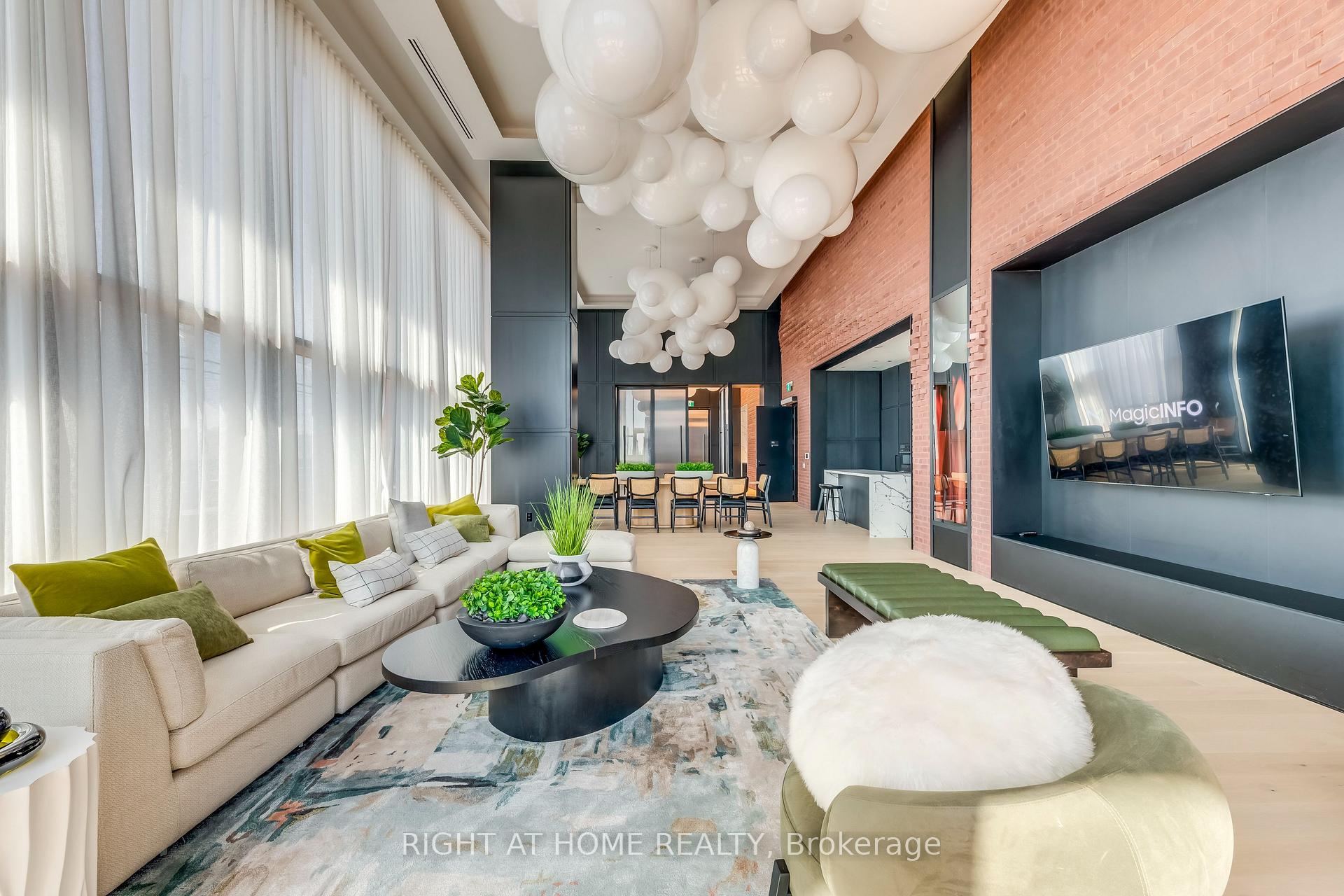 Photo 27 of Unit 521, 3200 William Coltson Avenue, Oakville, Joshua Meadows — HOMEH