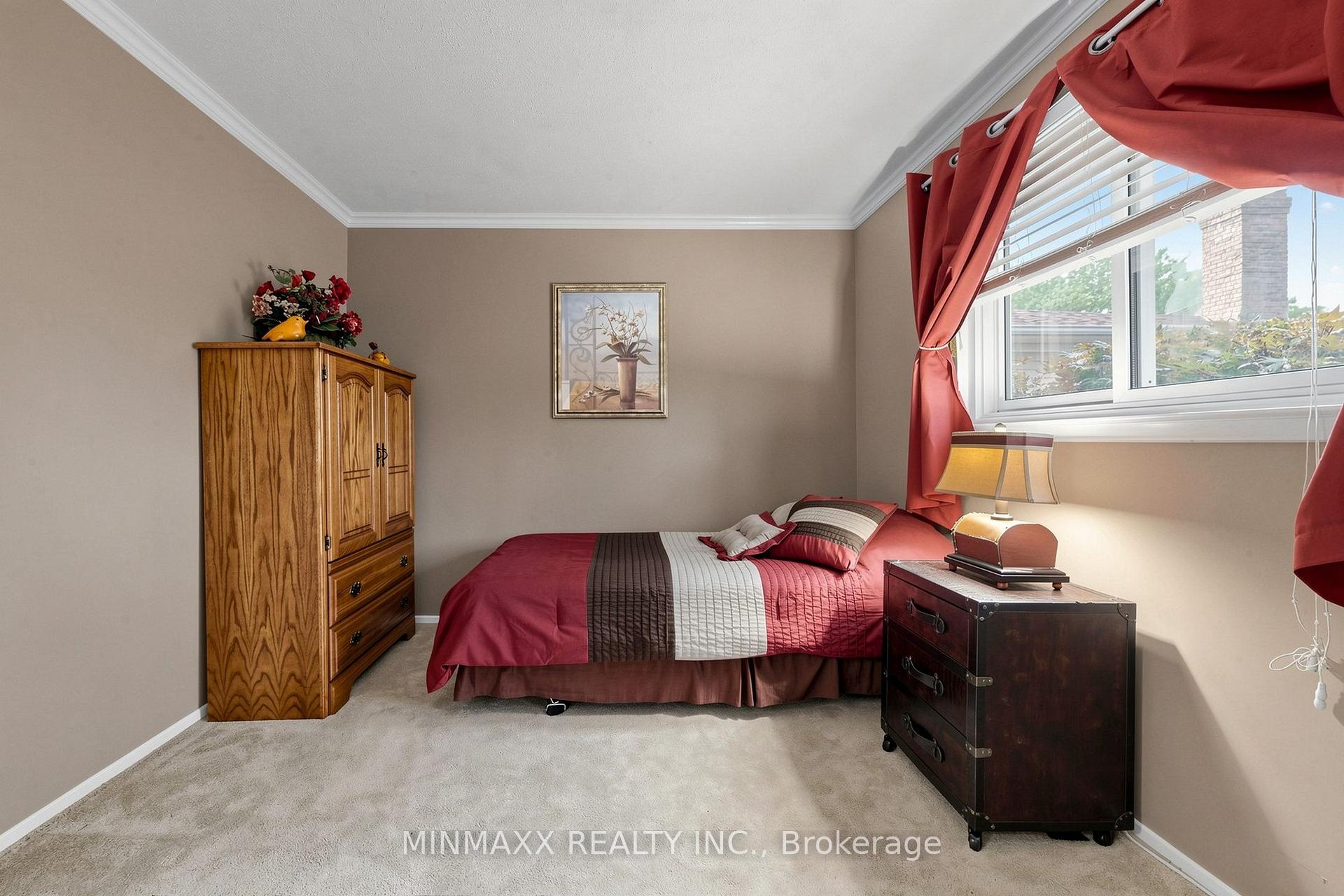 Photo 24 of 588 Strathcona Court, Milton, Dorset Park — HOMEH