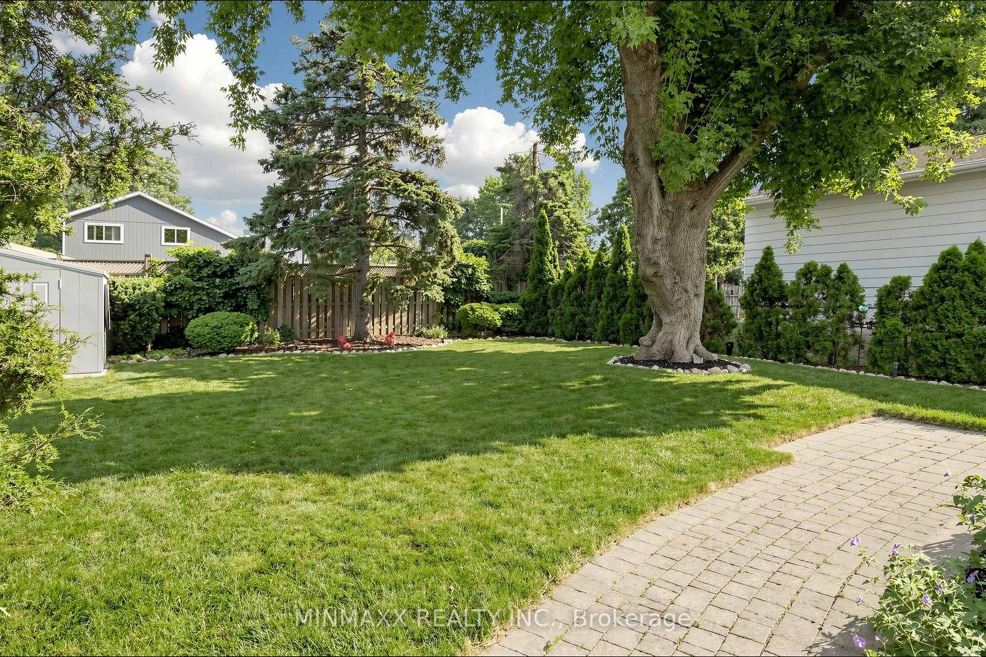 Photo 48 of 588 Strathcona Court, Milton, Dorset Park — HOMEH