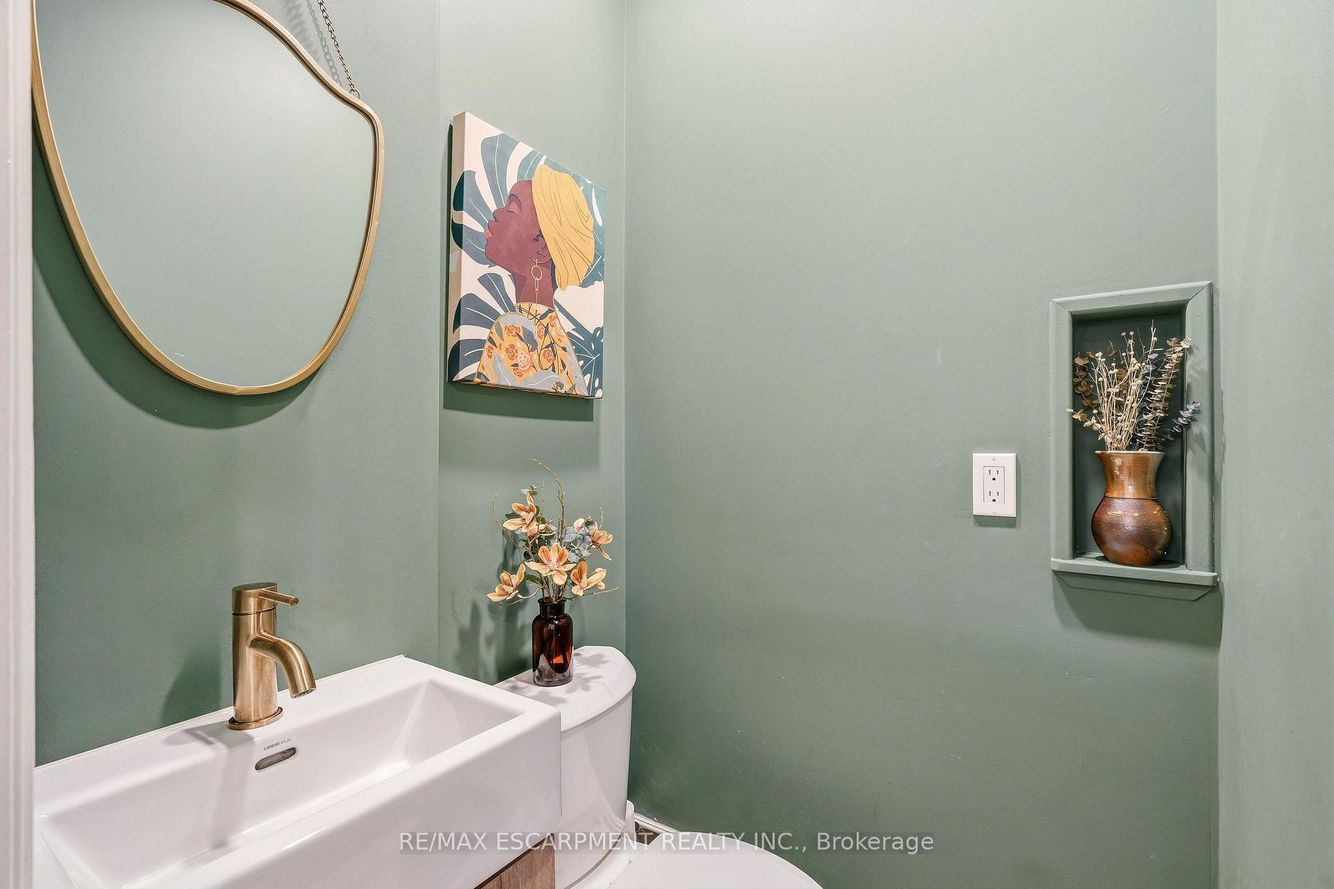 Photo 17 of 92 Province Street, Hamilton, Delta — HOMEH