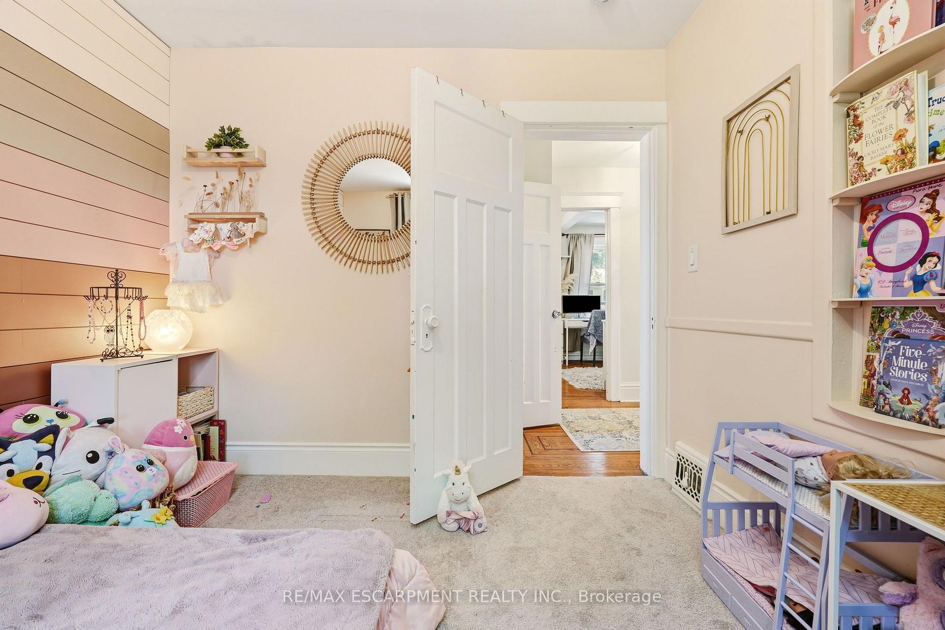Photo 23 of 92 Province Street, Hamilton, Delta — HOMEH