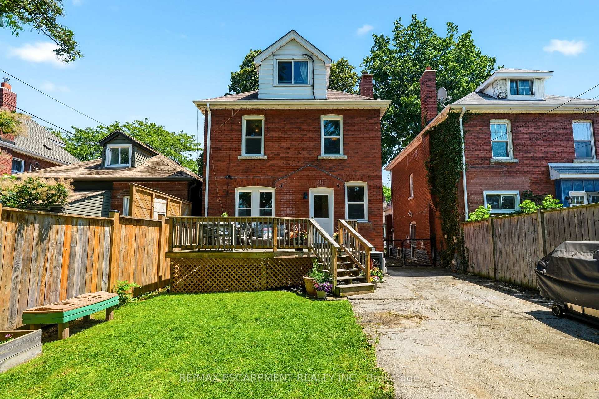 Photo 44 of 92 Province Street, Hamilton, Delta — HOMEH