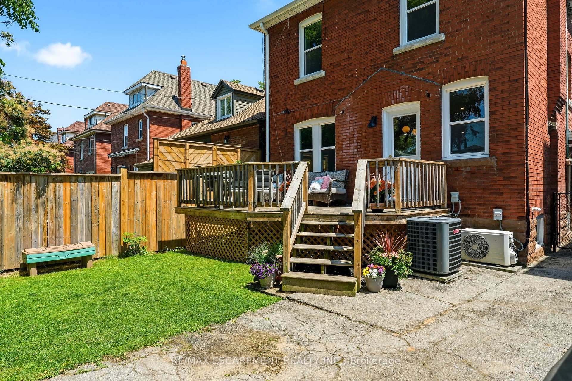 Photo 45 of 92 Province Street, Hamilton, Delta — HOMEH