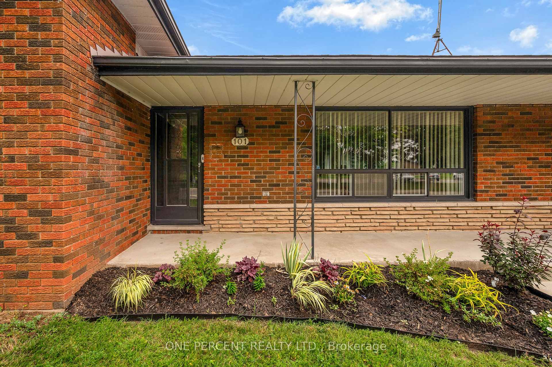 Photo 6 of 101 Kentley Drive, Hamilton, Kentley — HOMEH
