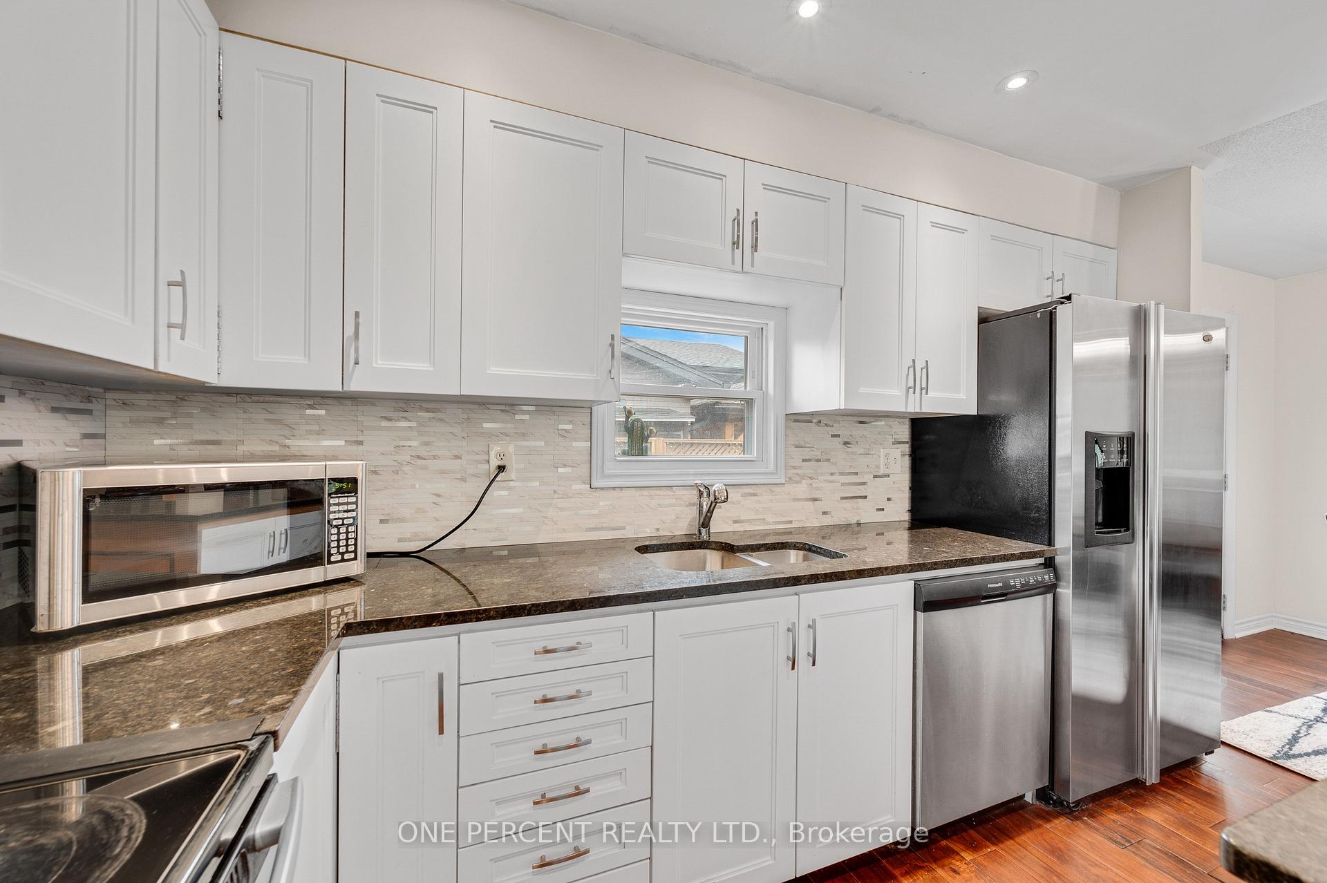 Photo 14 of 101 Kentley Drive, Hamilton, Kentley — HOMEH