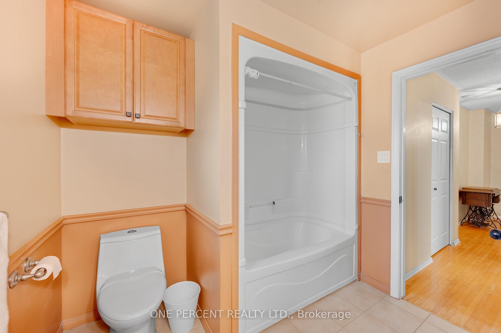 Photo 24 of 101 Kentley Drive, Hamilton, Kentley — HOMEH