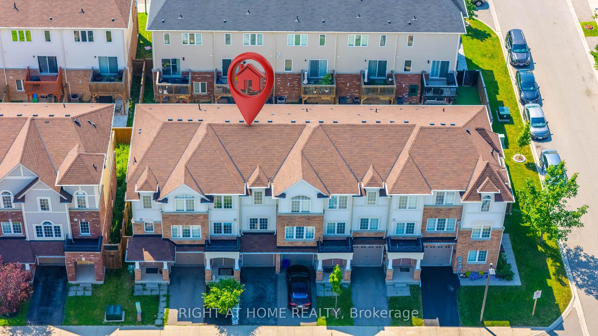 Photo 4 of 8 Kenridge Terrace, Hamilton, Stoney Creek Mountain — HOMEH