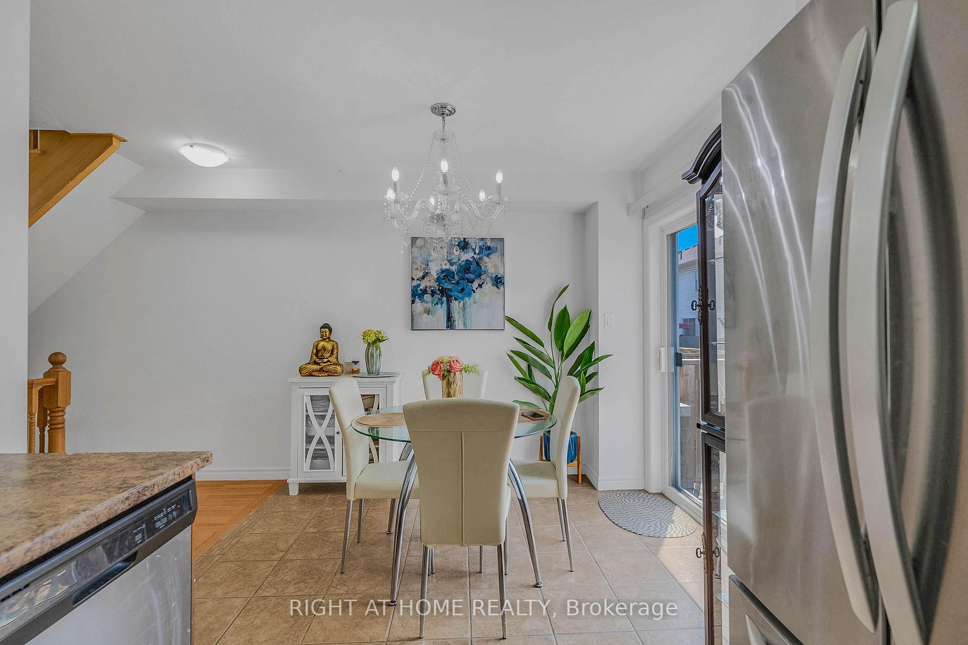 Photo 23 of 8 Kenridge Terrace, Hamilton, Stoney Creek Mountain — HOMEH