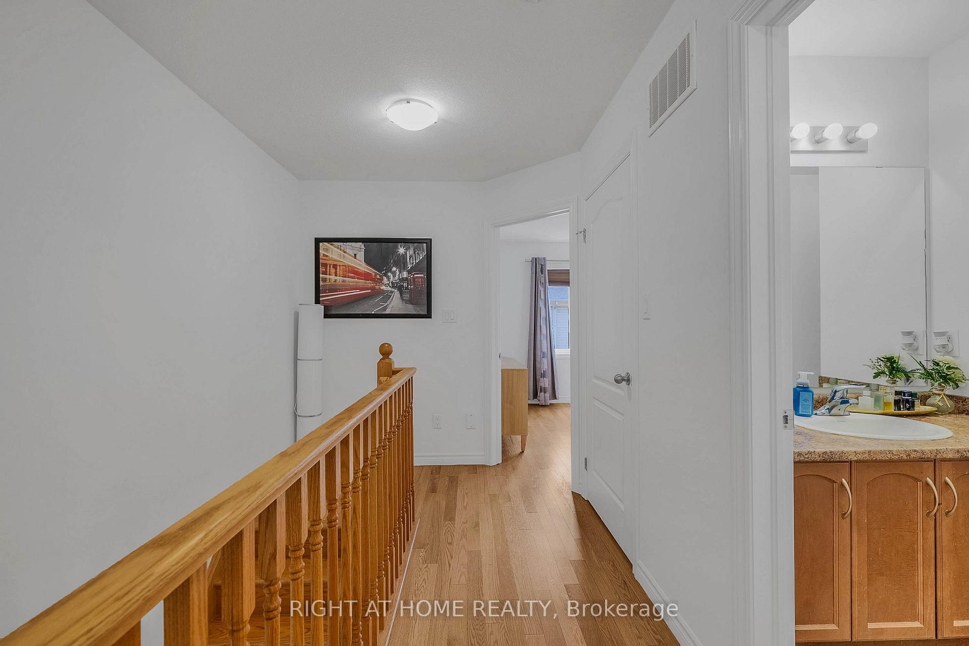 Photo 27 of 8 Kenridge Terrace, Hamilton, Stoney Creek Mountain — HOMEH