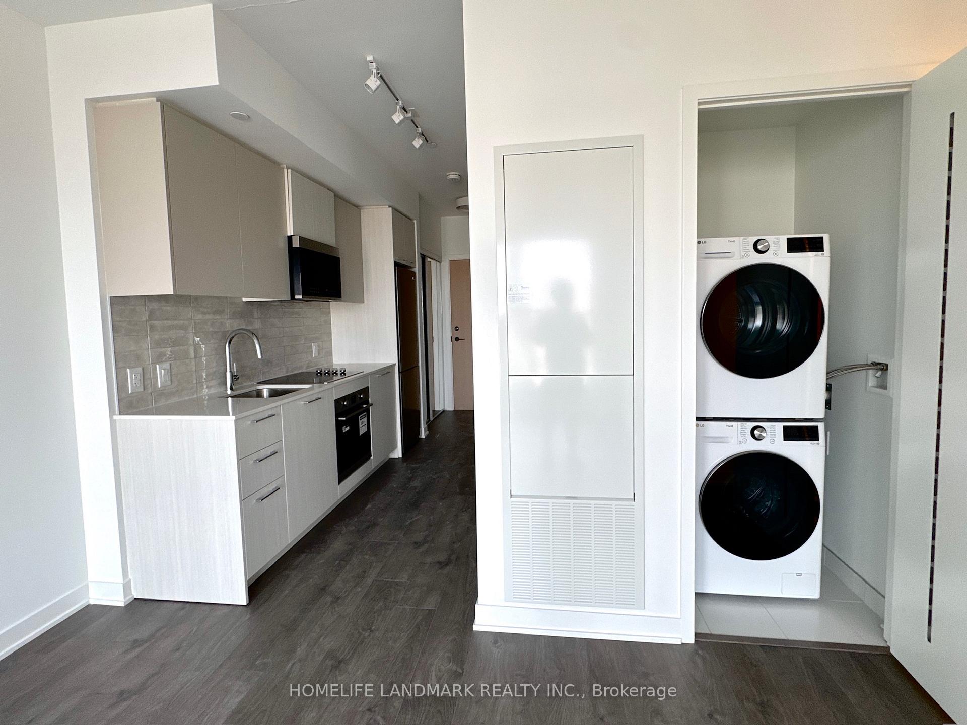 Photo 5 of Unit 801, 10 Oak Street, Toronto, Regent Park — HOMEH