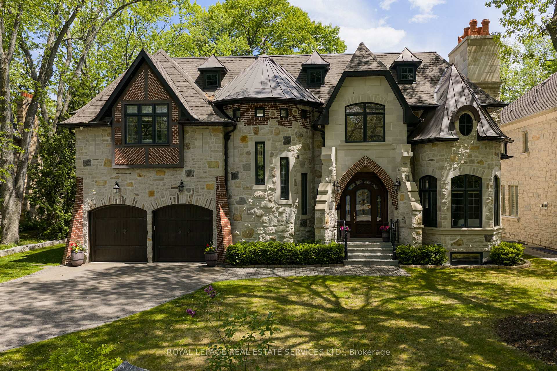 Front of 1165 Garden Road