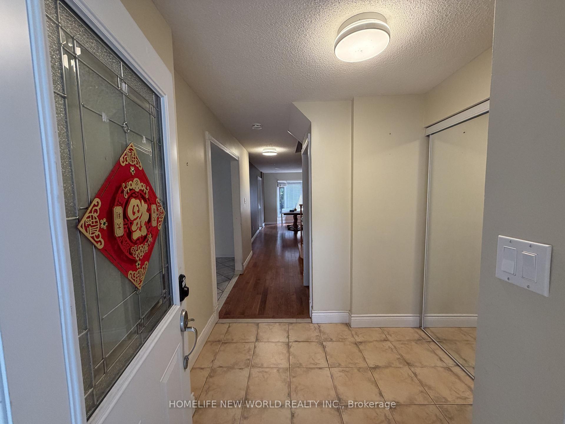 Photo 2 of 209 Winding Lane, Vaughan, Crestwood-Springfarm-Yorkhill — HOMEH