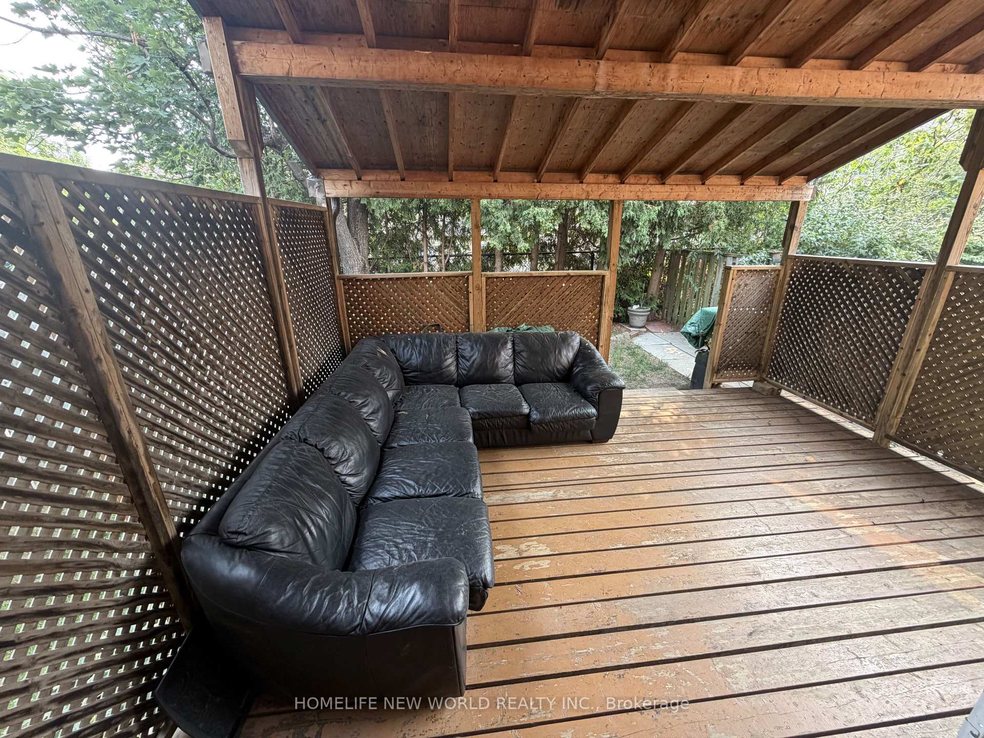 Photo 10 of 209 Winding Lane, Vaughan, Crestwood-Springfarm-Yorkhill — HOMEH