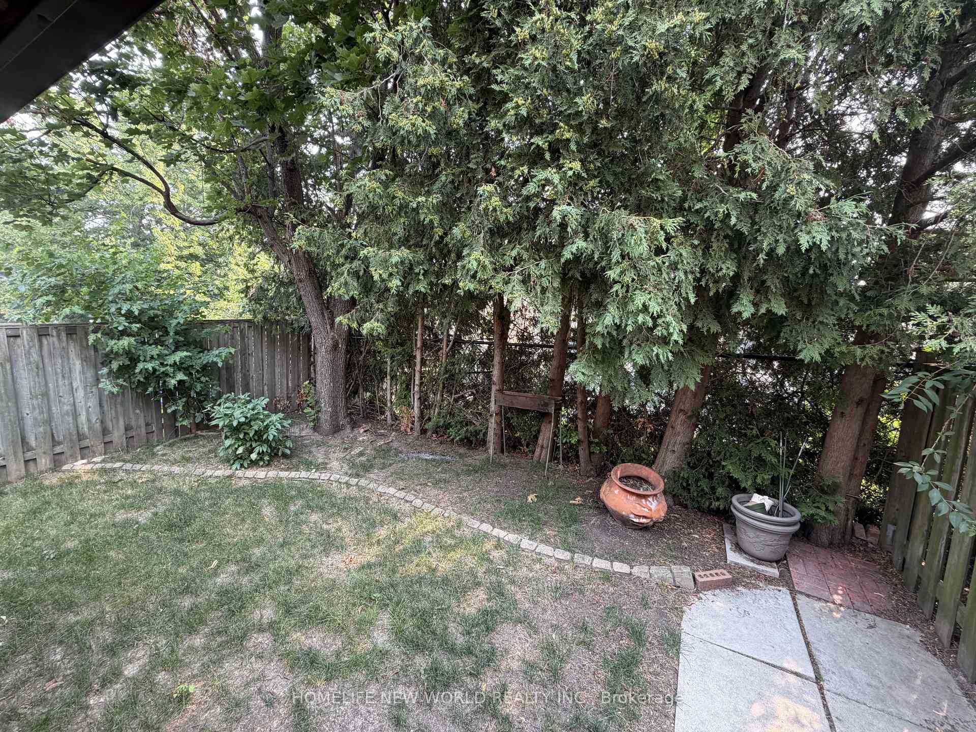 Photo 11 of 209 Winding Lane, Vaughan, Crestwood-Springfarm-Yorkhill — HOMEH