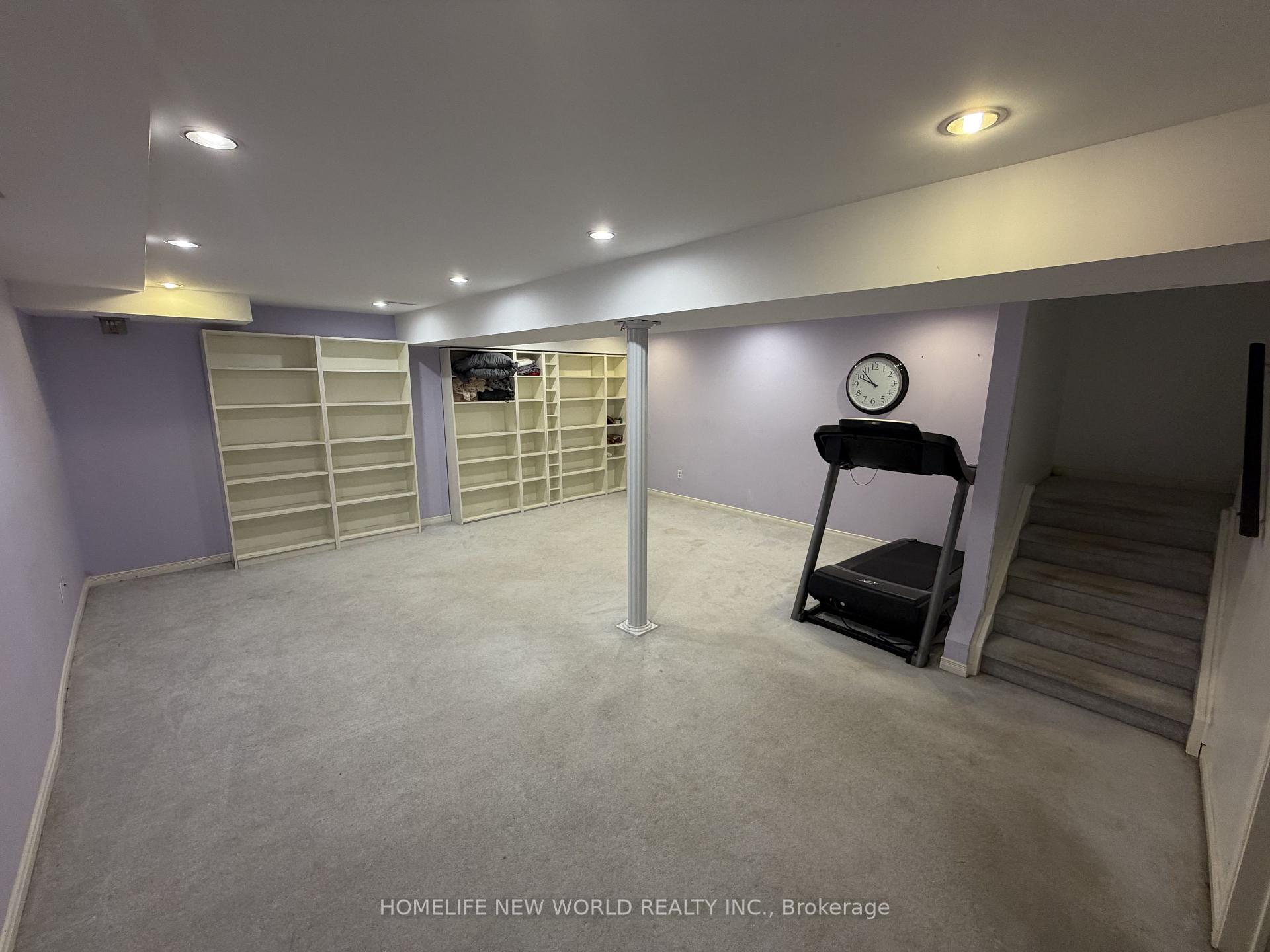 Photo 23 of 209 Winding Lane, Vaughan, Crestwood-Springfarm-Yorkhill — HOMEH
