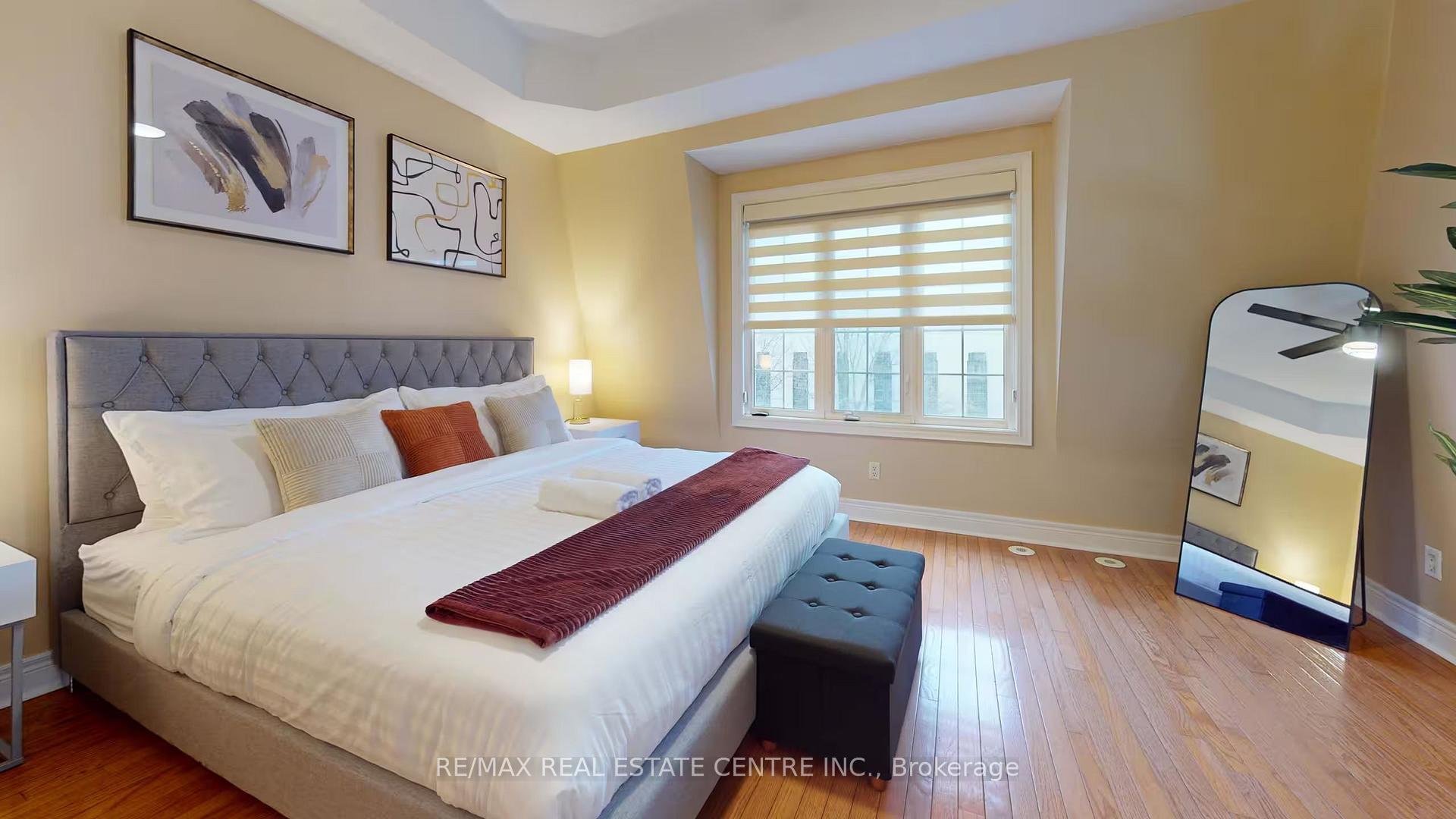 Photo 16 of 1376 Eglinton Avenue W, Toronto, Forest Hill North — HOMEH