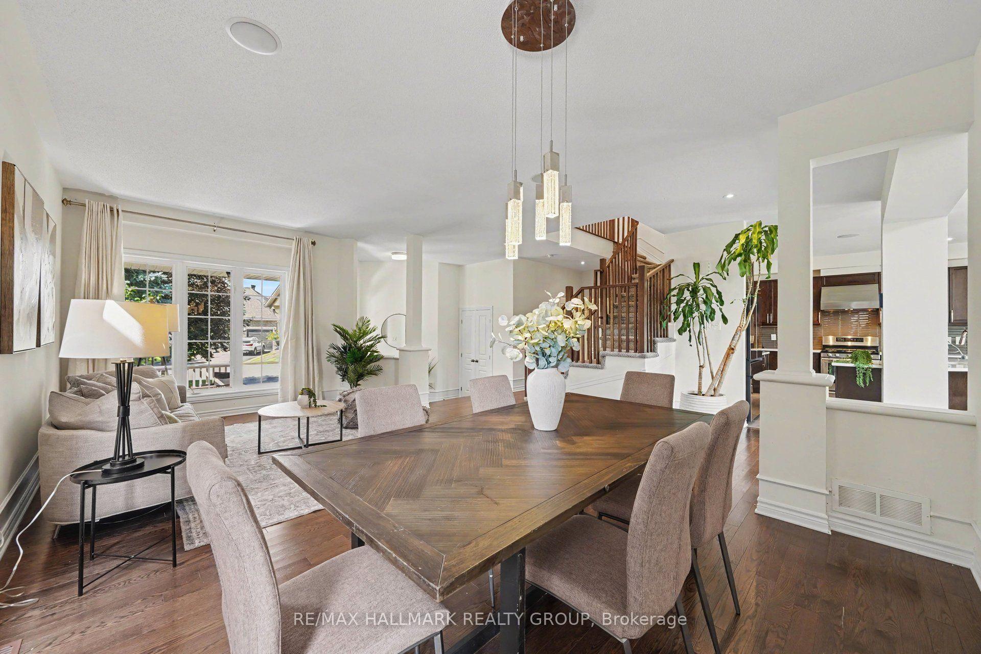 Photo 9 of 938 Wildcarrot Crescent, Ottawa, Riverside South — HOMEH
