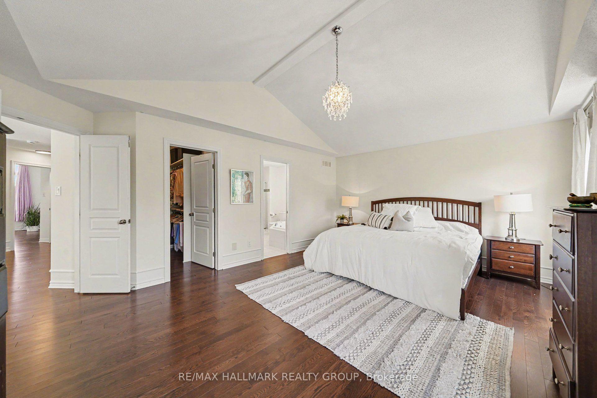 Photo 24 of 938 Wildcarrot Crescent, Ottawa, Riverside South — HOMEH