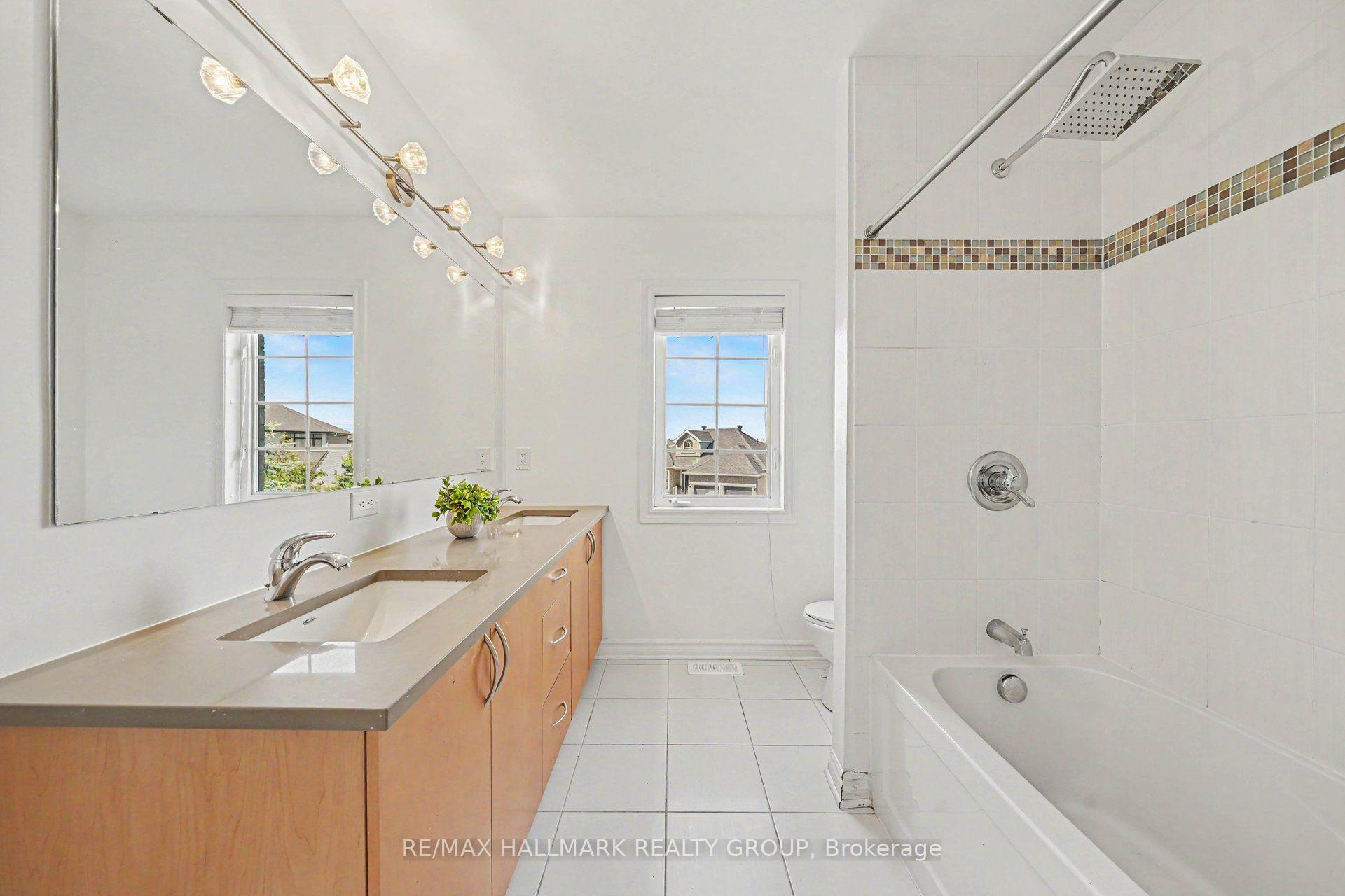 Photo 29 of 938 Wildcarrot Crescent, Ottawa, Riverside South — HOMEH