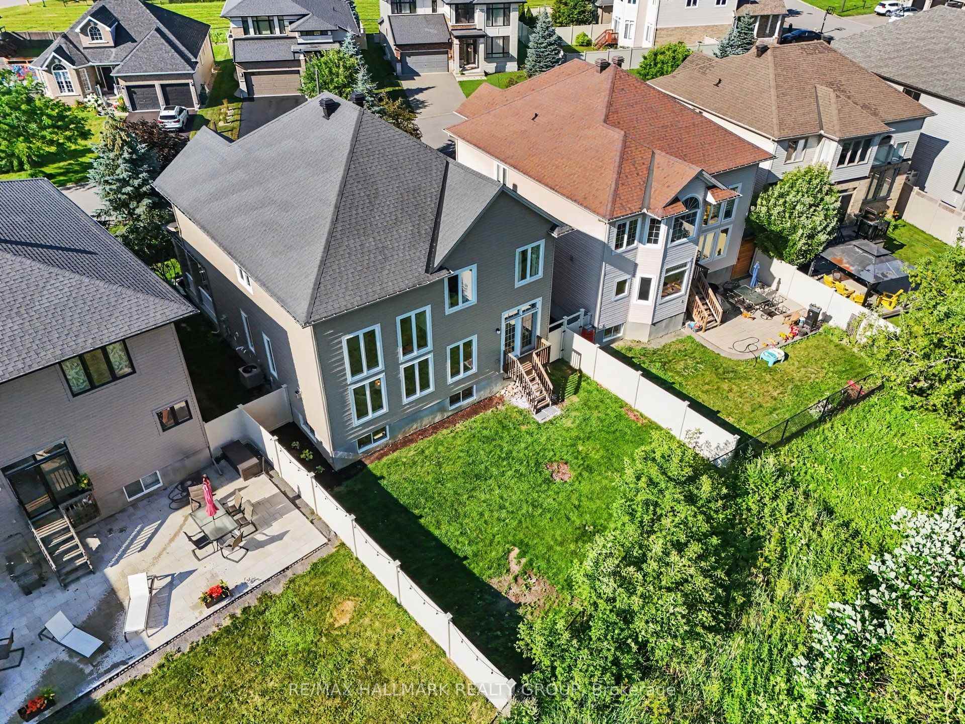 Photo 37 of 938 Wildcarrot Crescent, Ottawa, Riverside South — HOMEH