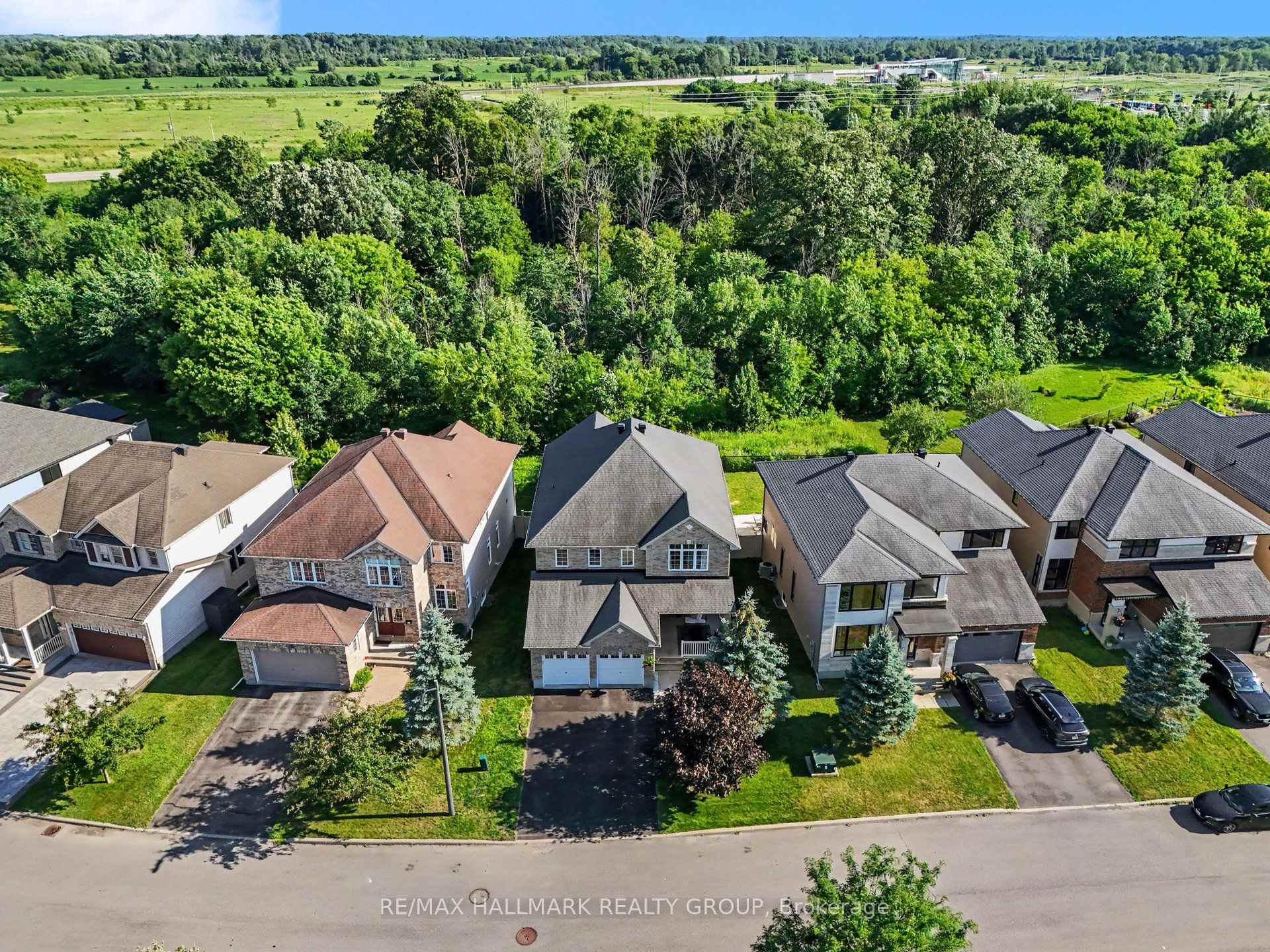 Photo 41 of 938 Wildcarrot Crescent, Ottawa, Riverside South — HOMEH