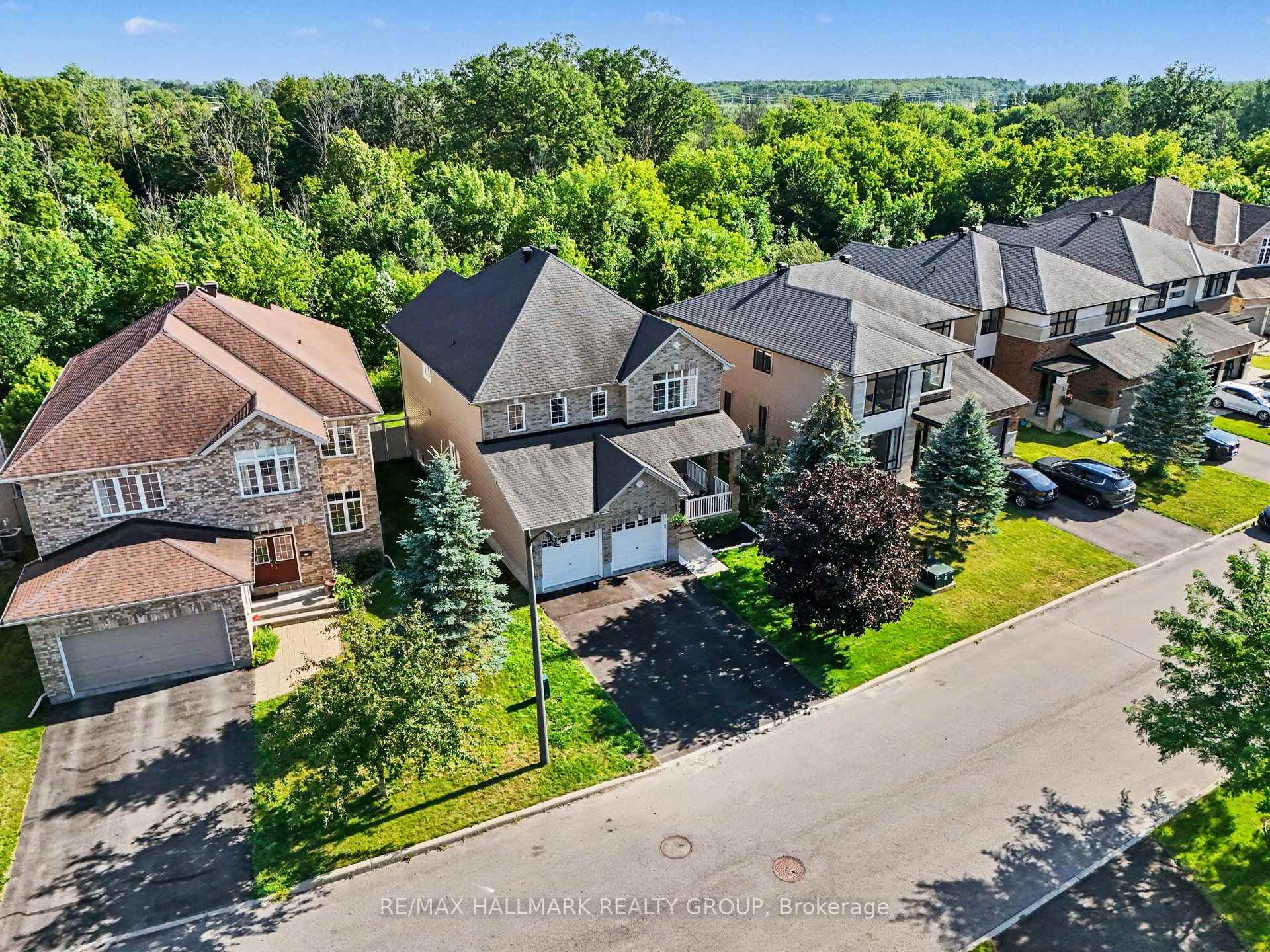 Photo 43 of 938 Wildcarrot Crescent, Ottawa, Riverside South — HOMEH