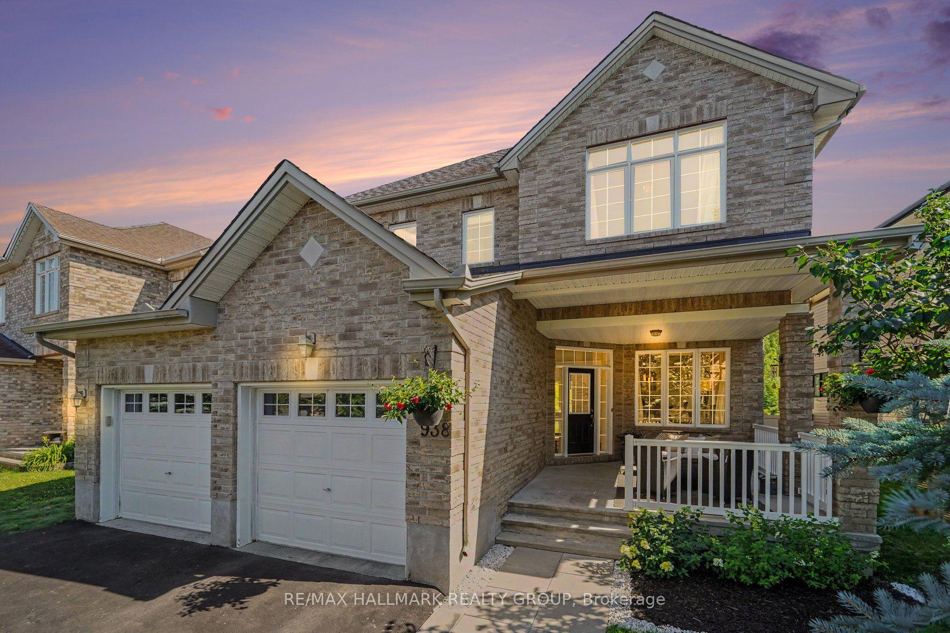 Front of 938 Wildcarrot Crescent