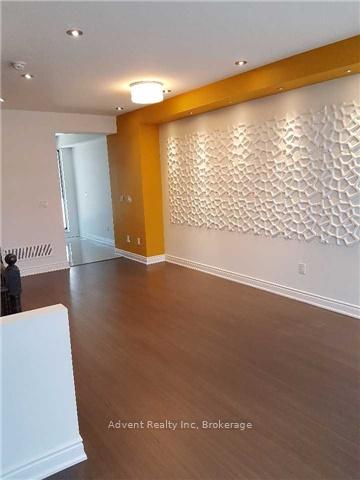 Photo 2 of 281 South Park Road, Markham, Commerce Valley — HOMEH