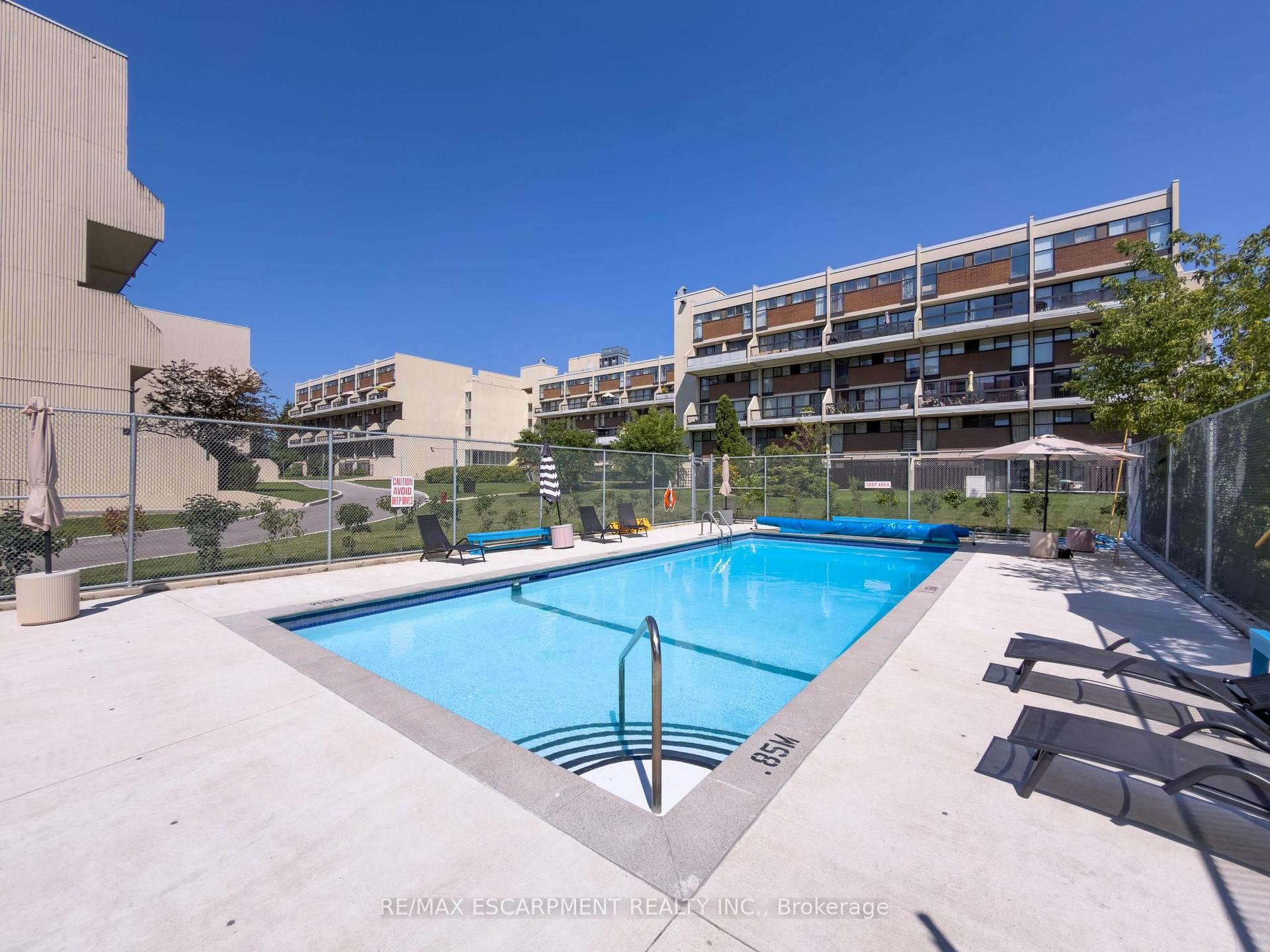 Photo 27 of Unit 227, 2 Valhalla Inn Road, Etobicoke, Islington-City Centre West — HOMEH